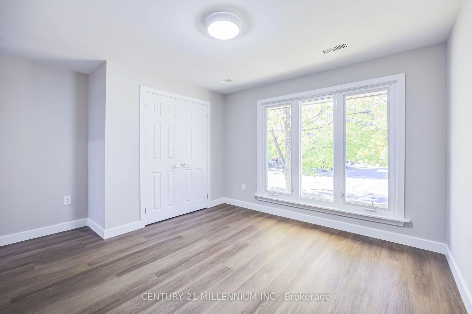 Photo 10 of Unit UNIT A, 58 Isabella Street, Brampton, Downtown Brampton — HOMEH