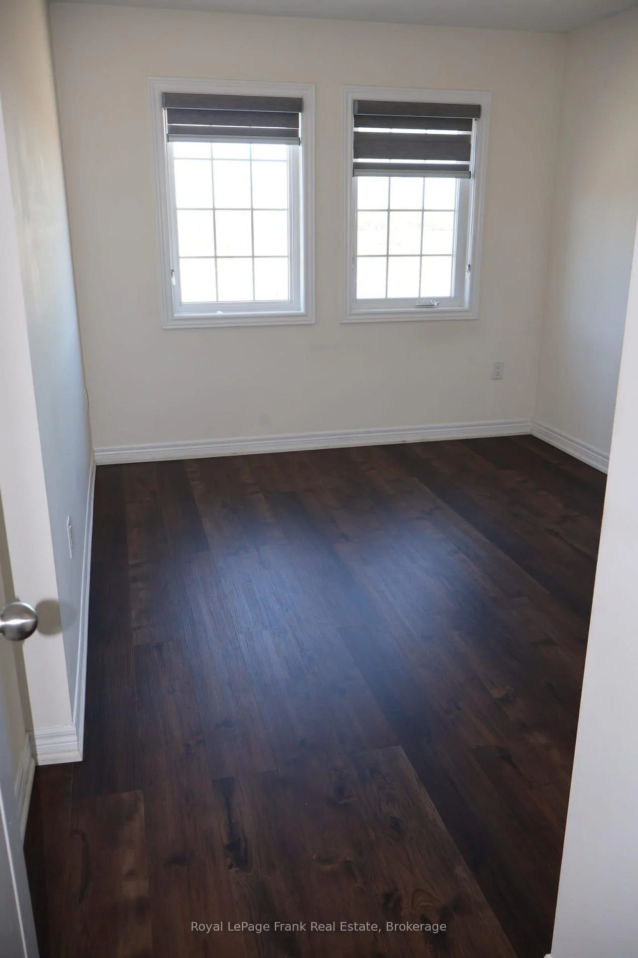 Photo 15 of 704 Latimer Way W, Peterborough, Monaghan Ward 2 — HOMEH