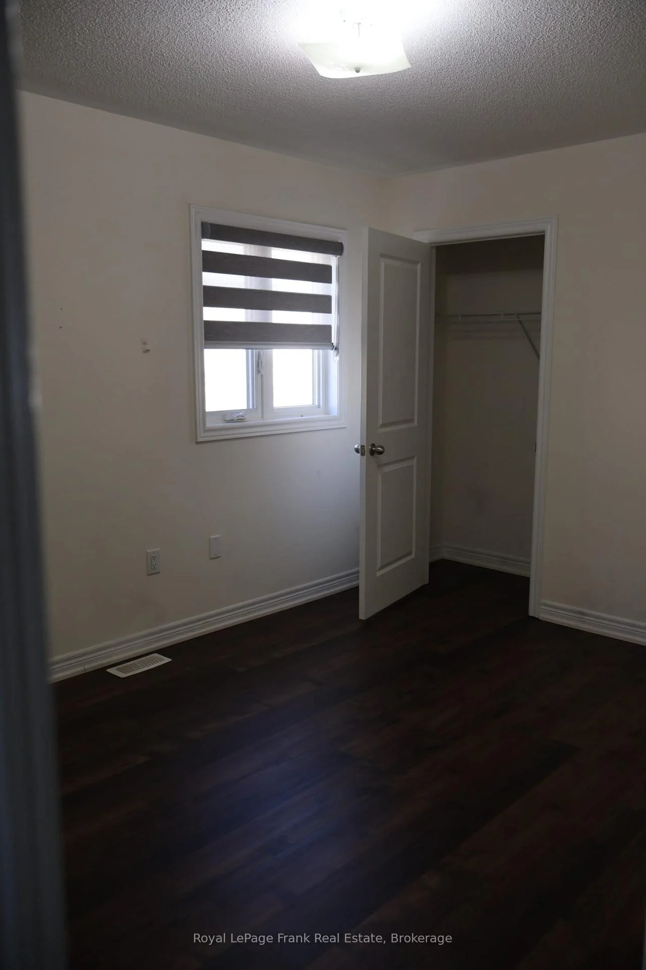 Photo 16 of 704 Latimer Way W, Peterborough, Monaghan Ward 2 — HOMEH