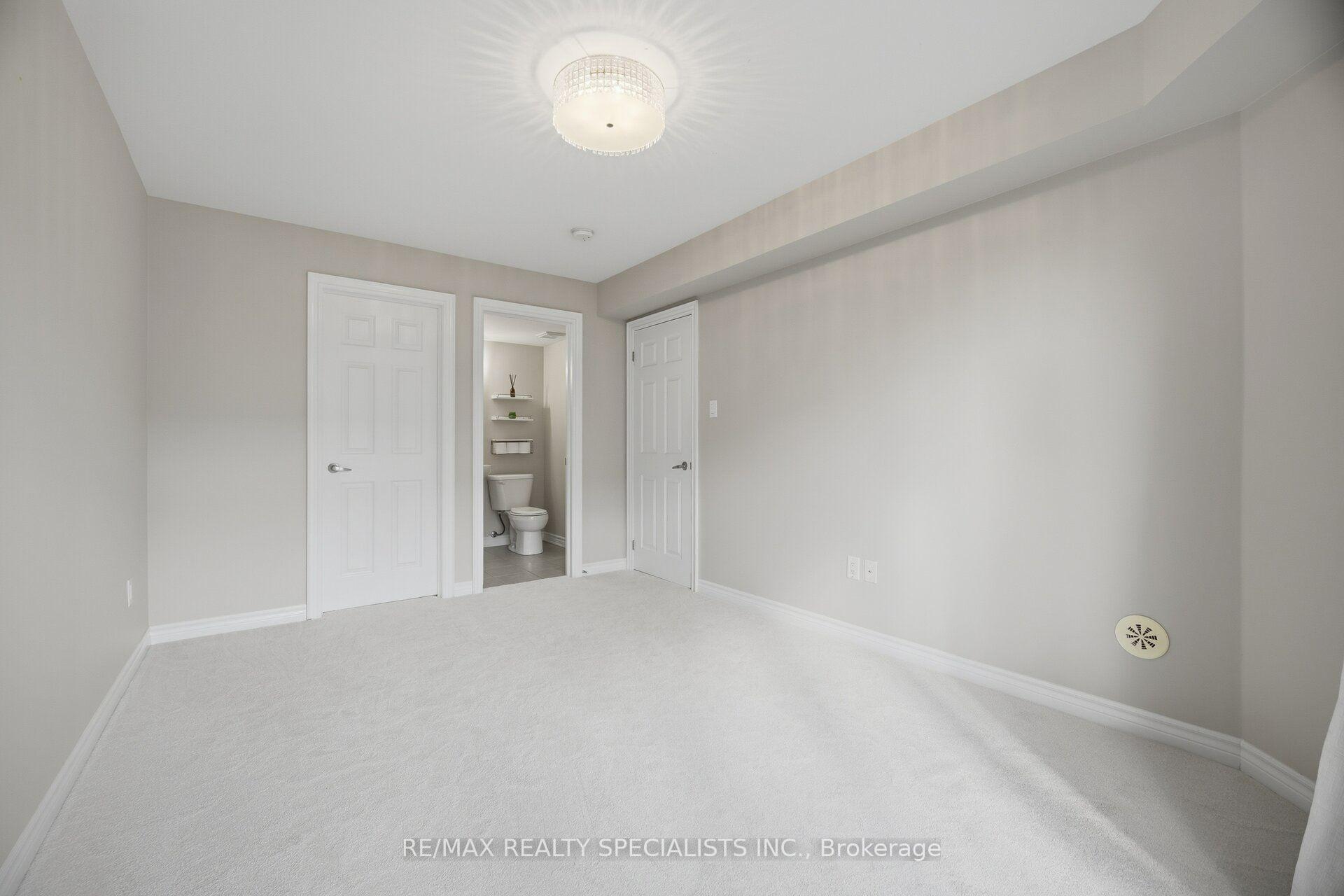 Photo 24 of Unit 66, 2441 Greenwich Drive, Oakville, Westmount — HOMEH
