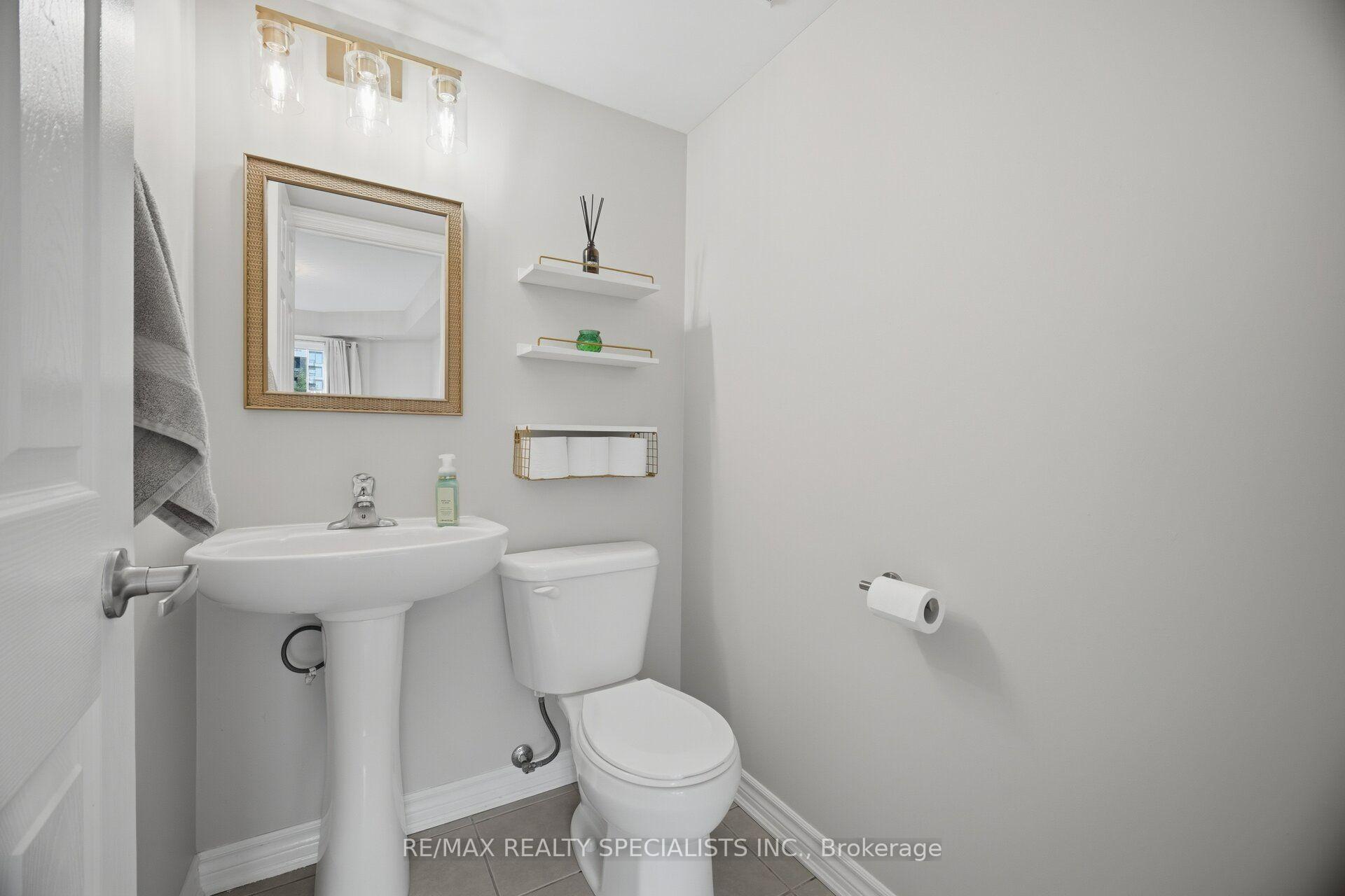 Photo 28 of Unit 66, 2441 Greenwich Drive, Oakville, Westmount — HOMEH