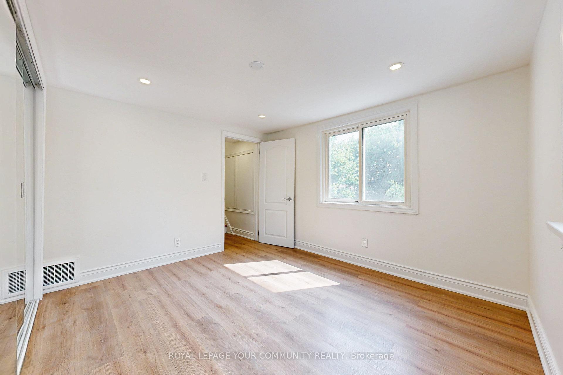 Photo 15 of Unit Main & 2nd, 83 Lundy's Lane, Newmarket, Huron Heights-Leslie Valley — HOMEH