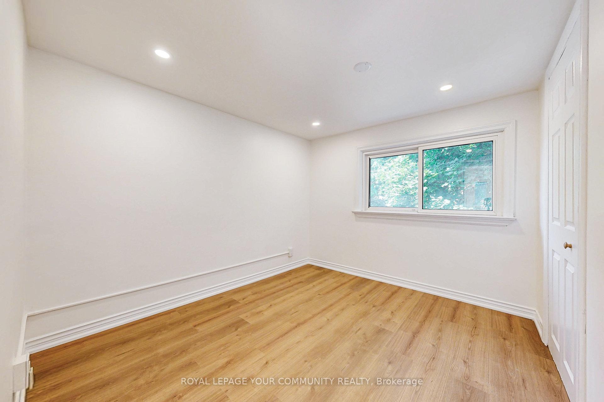 Photo 16 of Unit Main & 2nd, 83 Lundy's Lane, Newmarket, Huron Heights-Leslie Valley — HOMEH
