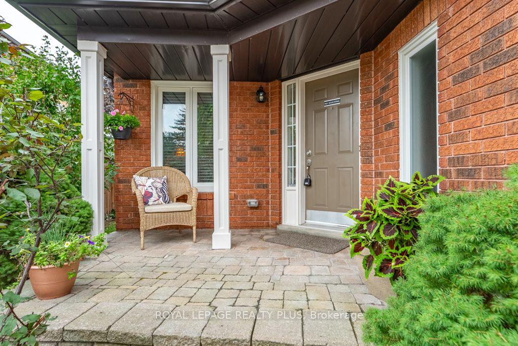 Photo 6 of 6795 Gracefield Drive, Mississauga, Lisgar — HOMEH