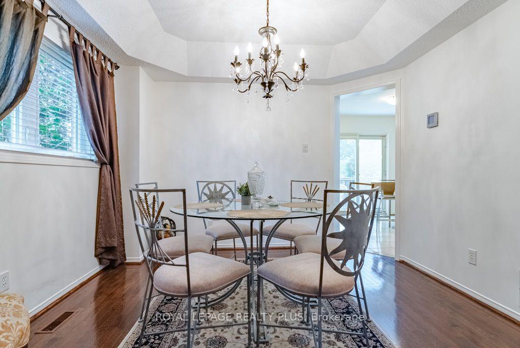 Photo 12 of 6795 Gracefield Drive, Mississauga, Lisgar — HOMEH