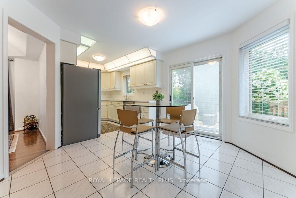 Photo 17 of 6795 Gracefield Drive, Mississauga, Lisgar — HOMEH