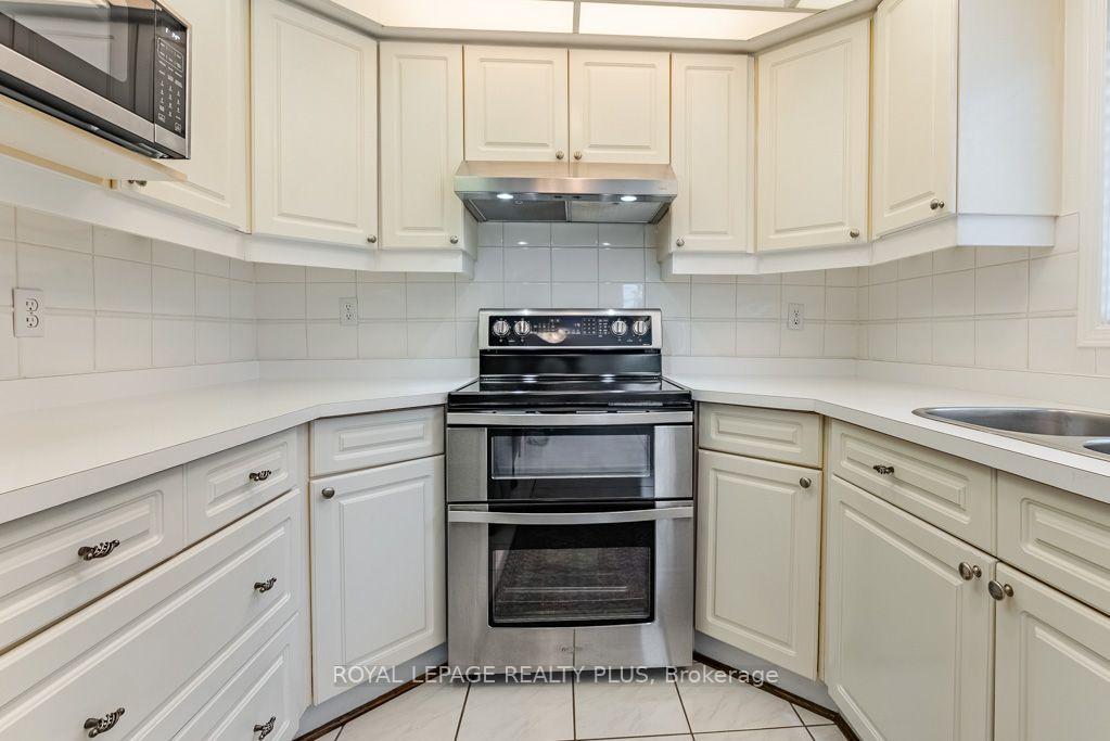 Photo 21 of 6795 Gracefield Drive, Mississauga, Lisgar — HOMEH