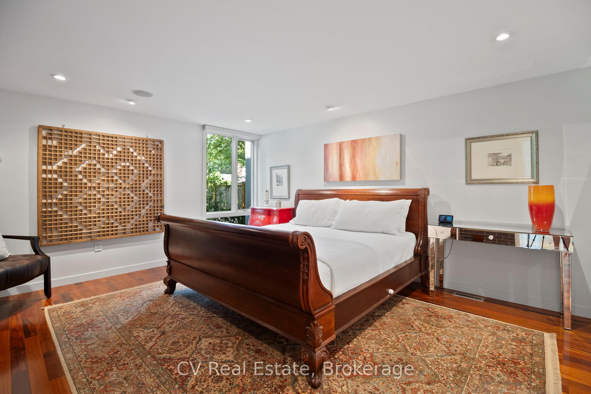 Photo 13 of 31 Auchmar Road, Hamilton, Mohawk — HOMEH