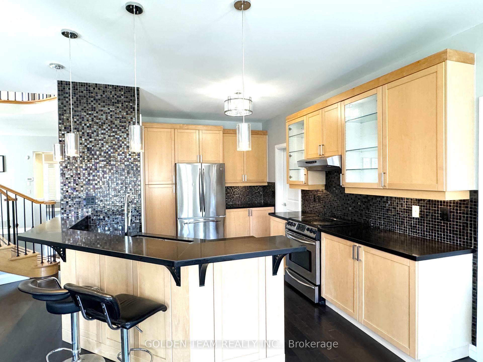 Photo 9 of 9 Ridgecrest Road, Markham, Berczy — HOMEH