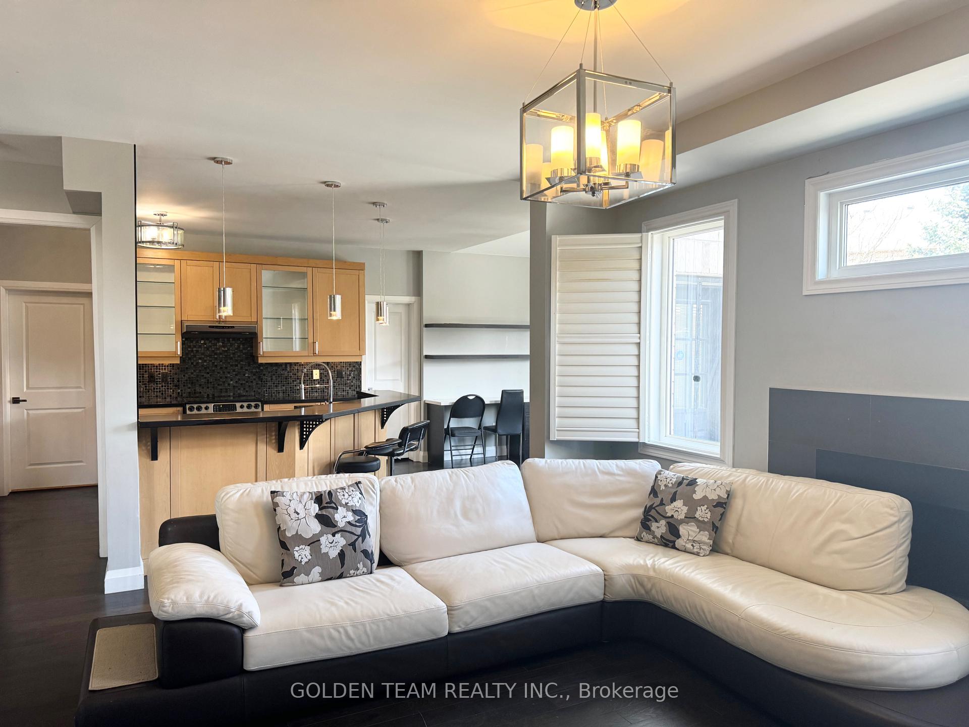 Photo 14 of 9 Ridgecrest Road, Markham, Berczy — HOMEH