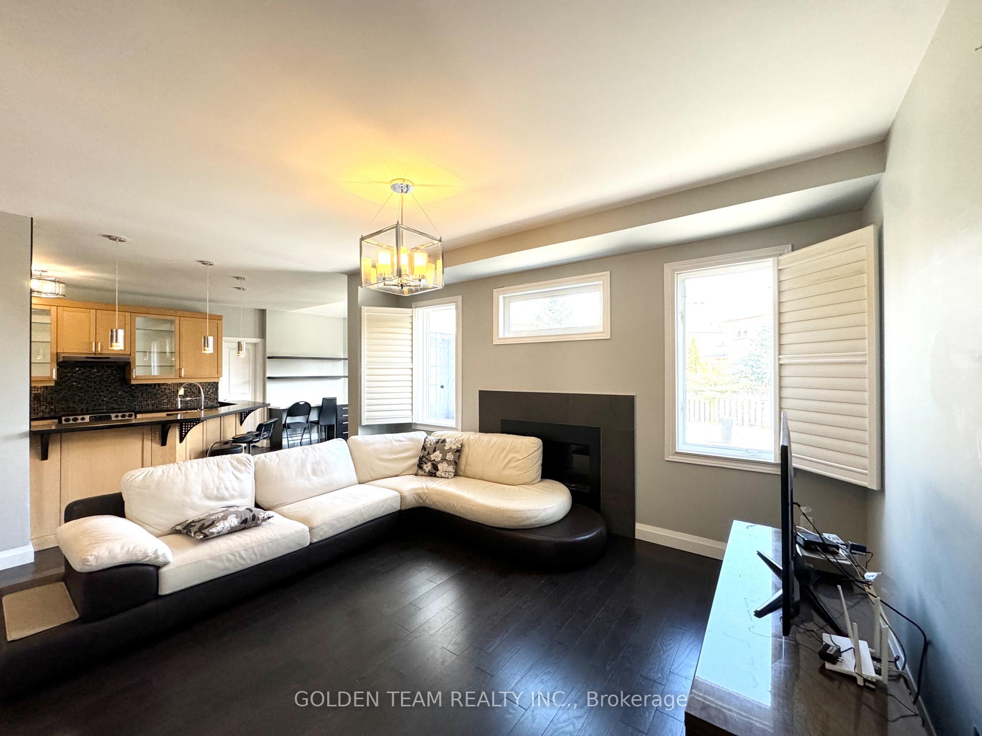 Photo 15 of 9 Ridgecrest Road, Markham, Berczy — HOMEH