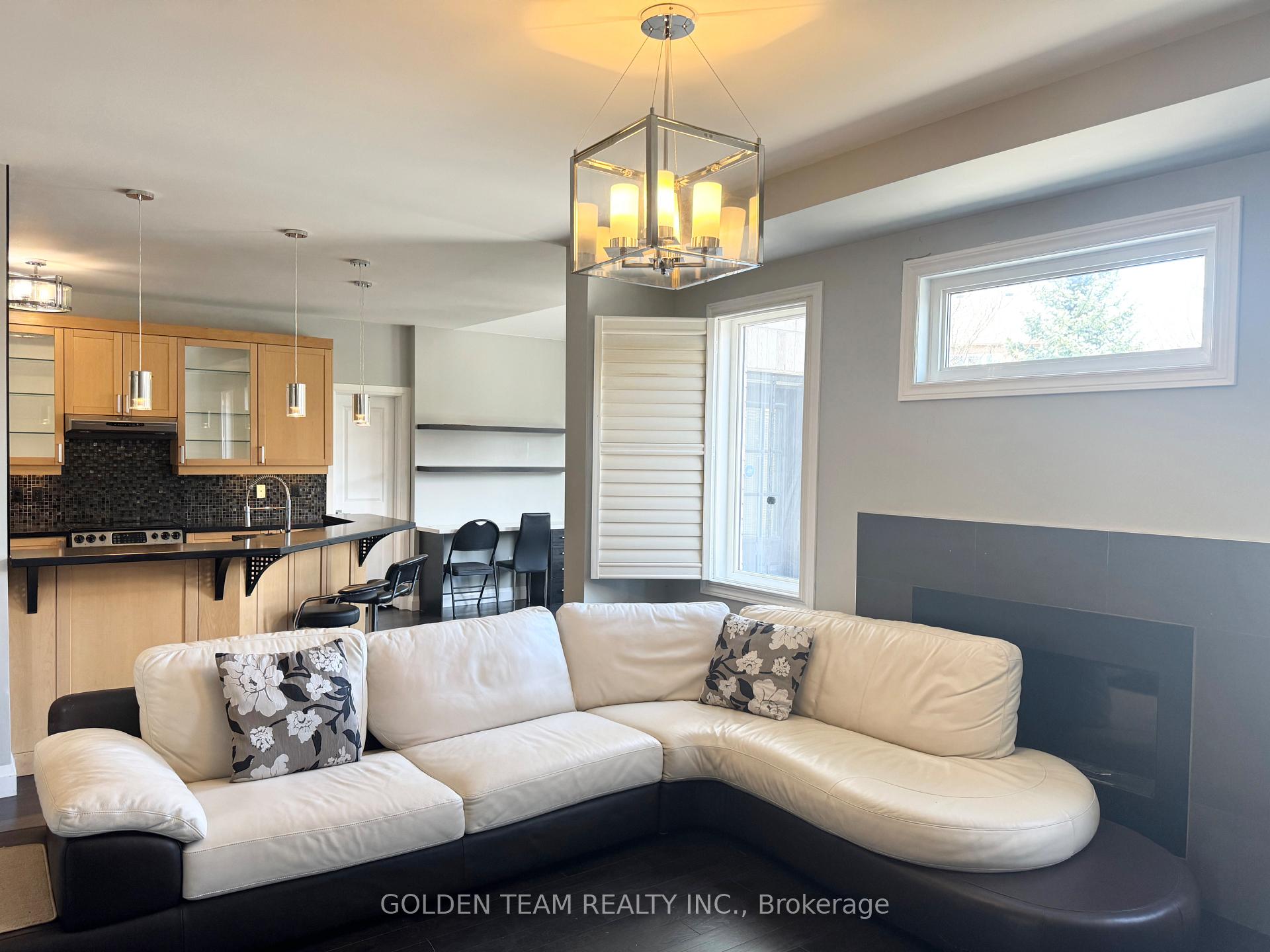 Photo 16 of 9 Ridgecrest Road, Markham, Berczy — HOMEH