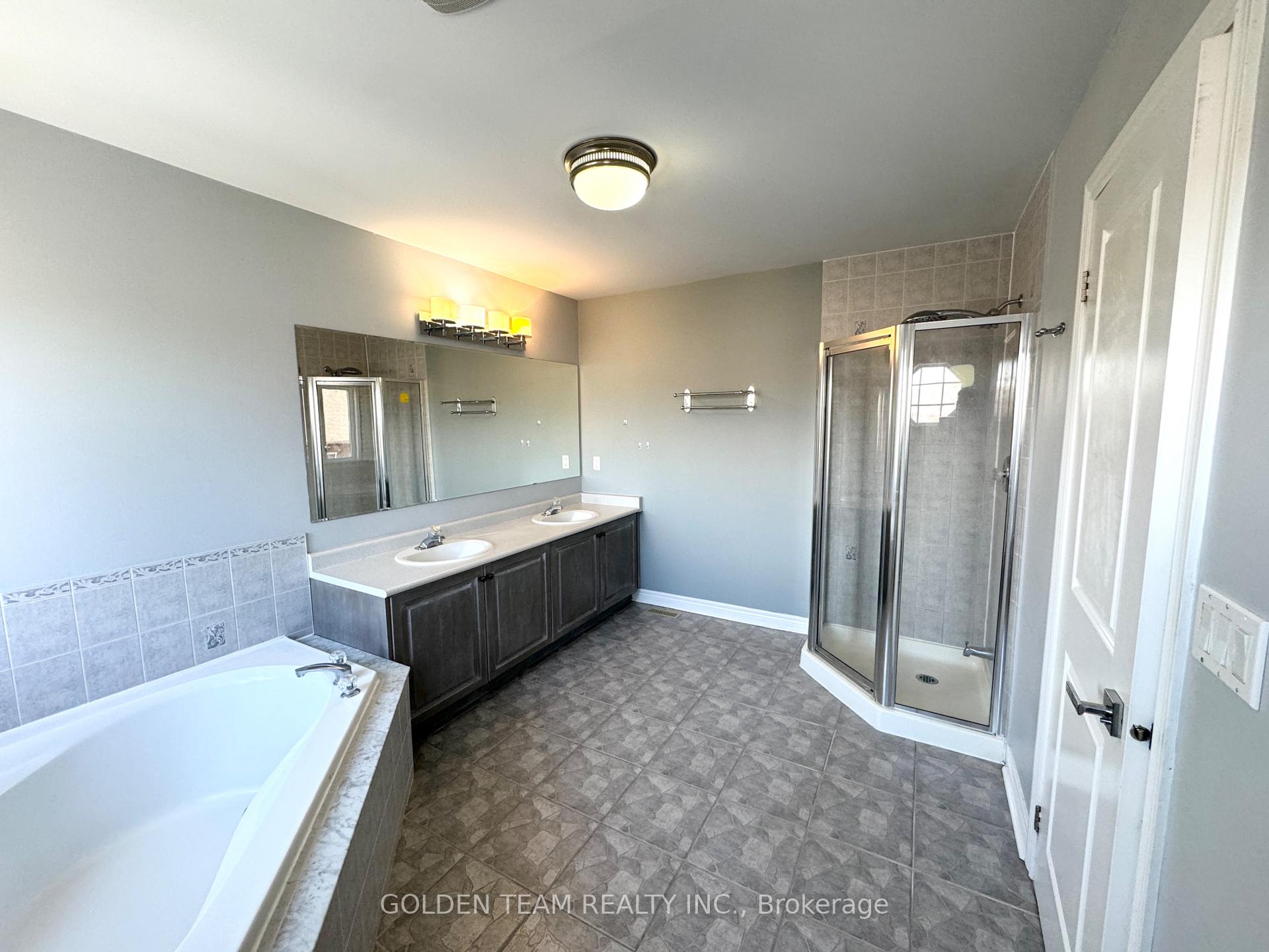 Photo 24 of 9 Ridgecrest Road, Markham, Berczy — HOMEH