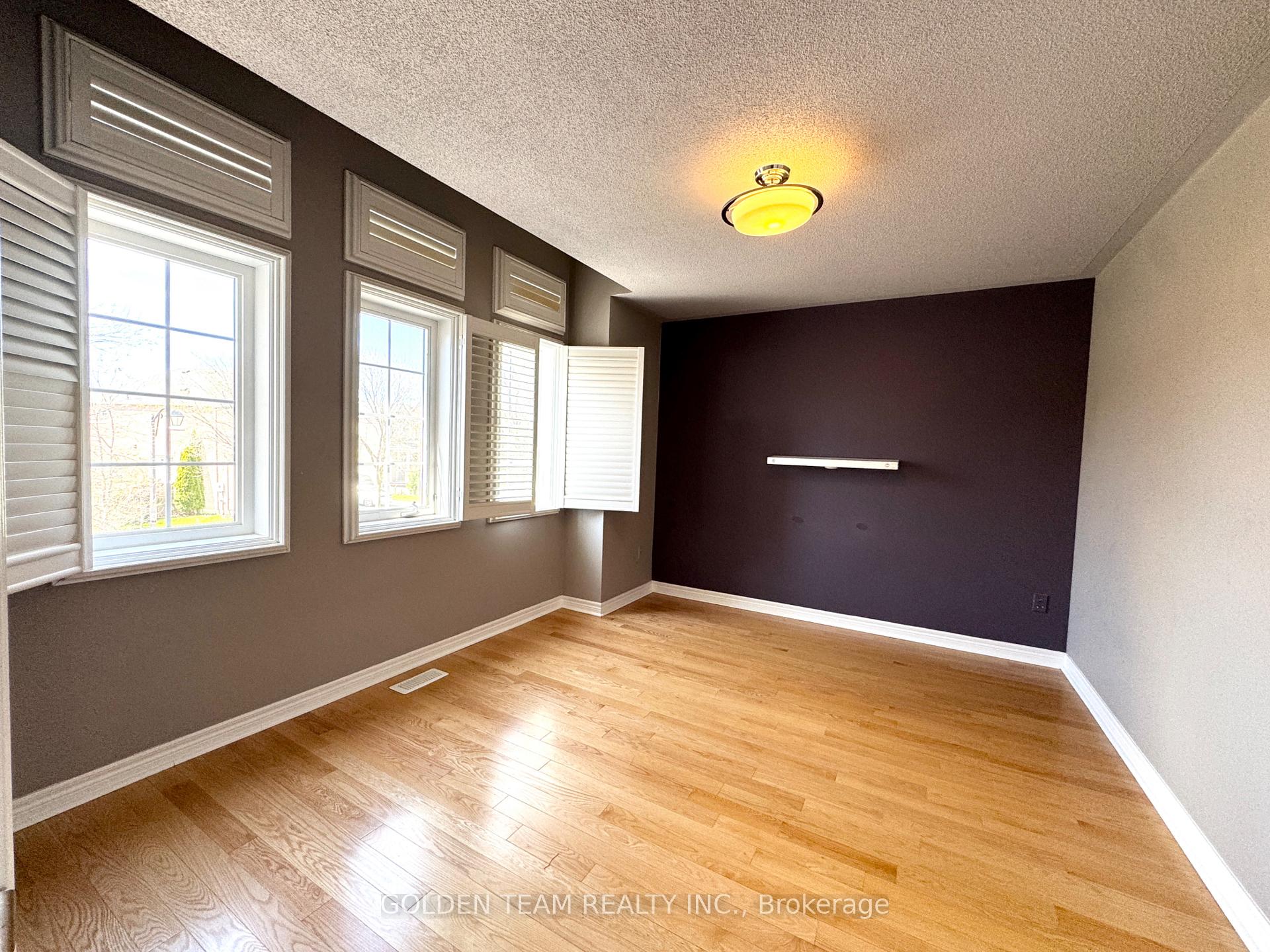Photo 33 of 9 Ridgecrest Road, Markham, Berczy — HOMEH
