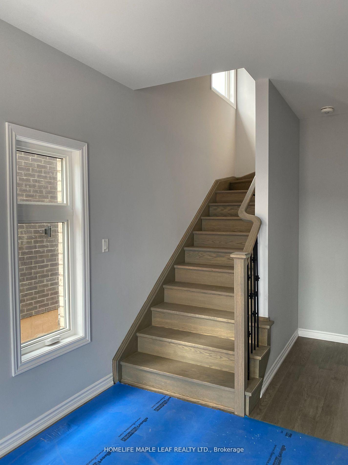 Photo 3 of Unit 6, 5672 Dorchester Road, Niagara Falls, Hospital — HOMEH