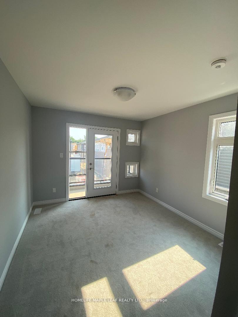 Photo 11 of Unit 6, 5672 Dorchester Road, Niagara Falls, Hospital — HOMEH