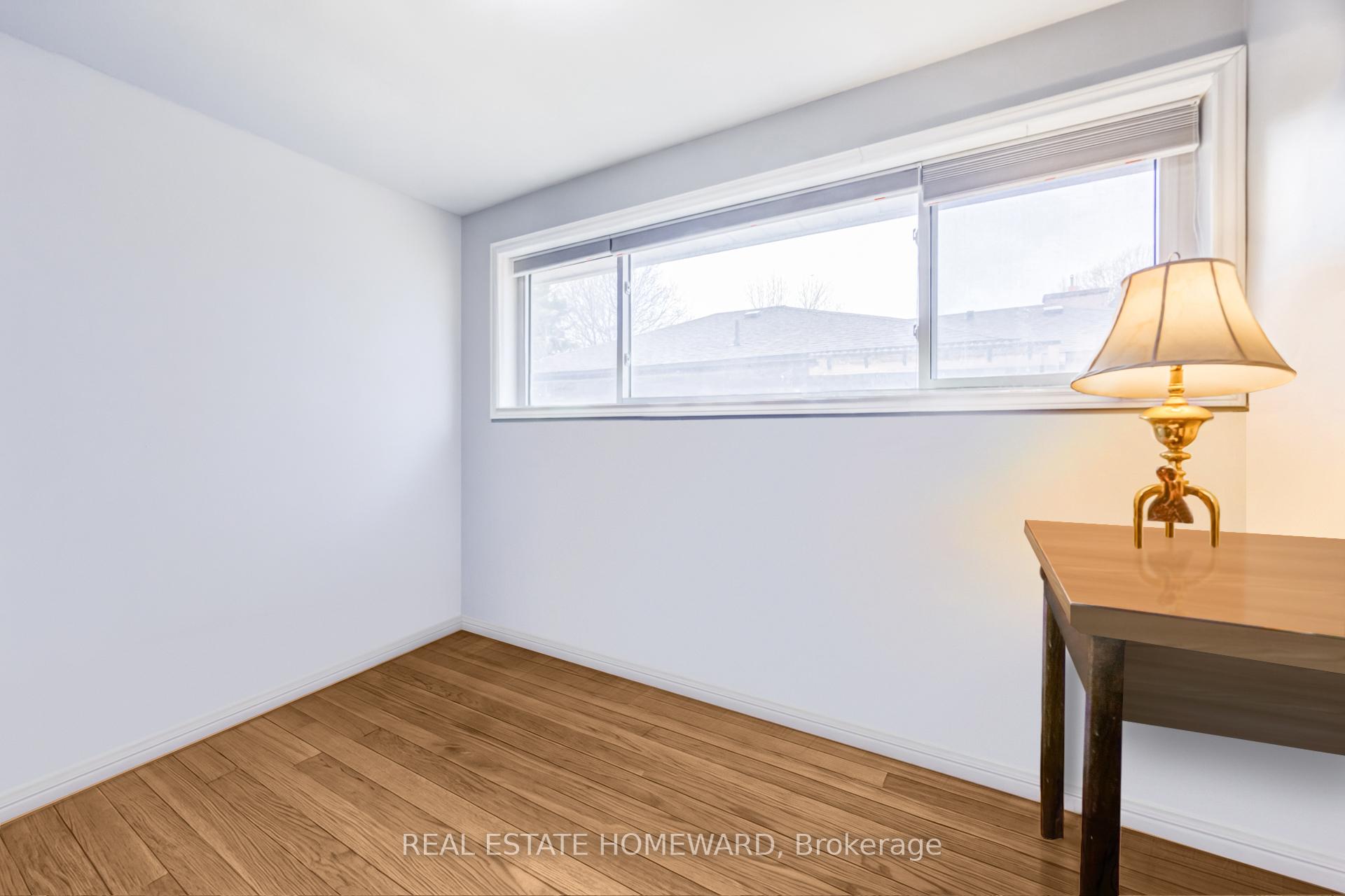 Photo 10 of 4 Moorecroft Crescent, Scarborough, Ionview — HOMEH