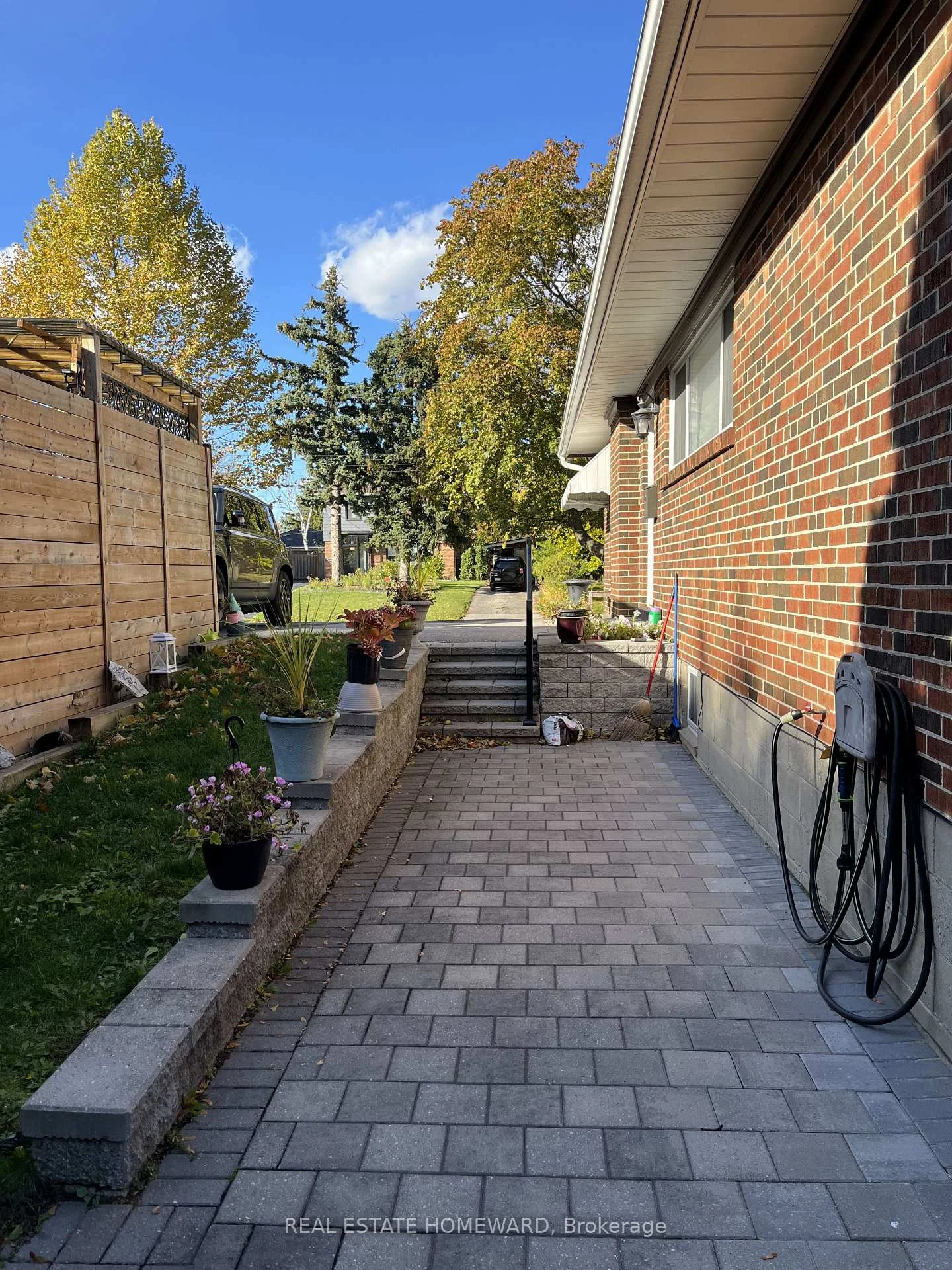 Photo 24 of 4 Moorecroft Crescent, Scarborough, Ionview — HOMEH