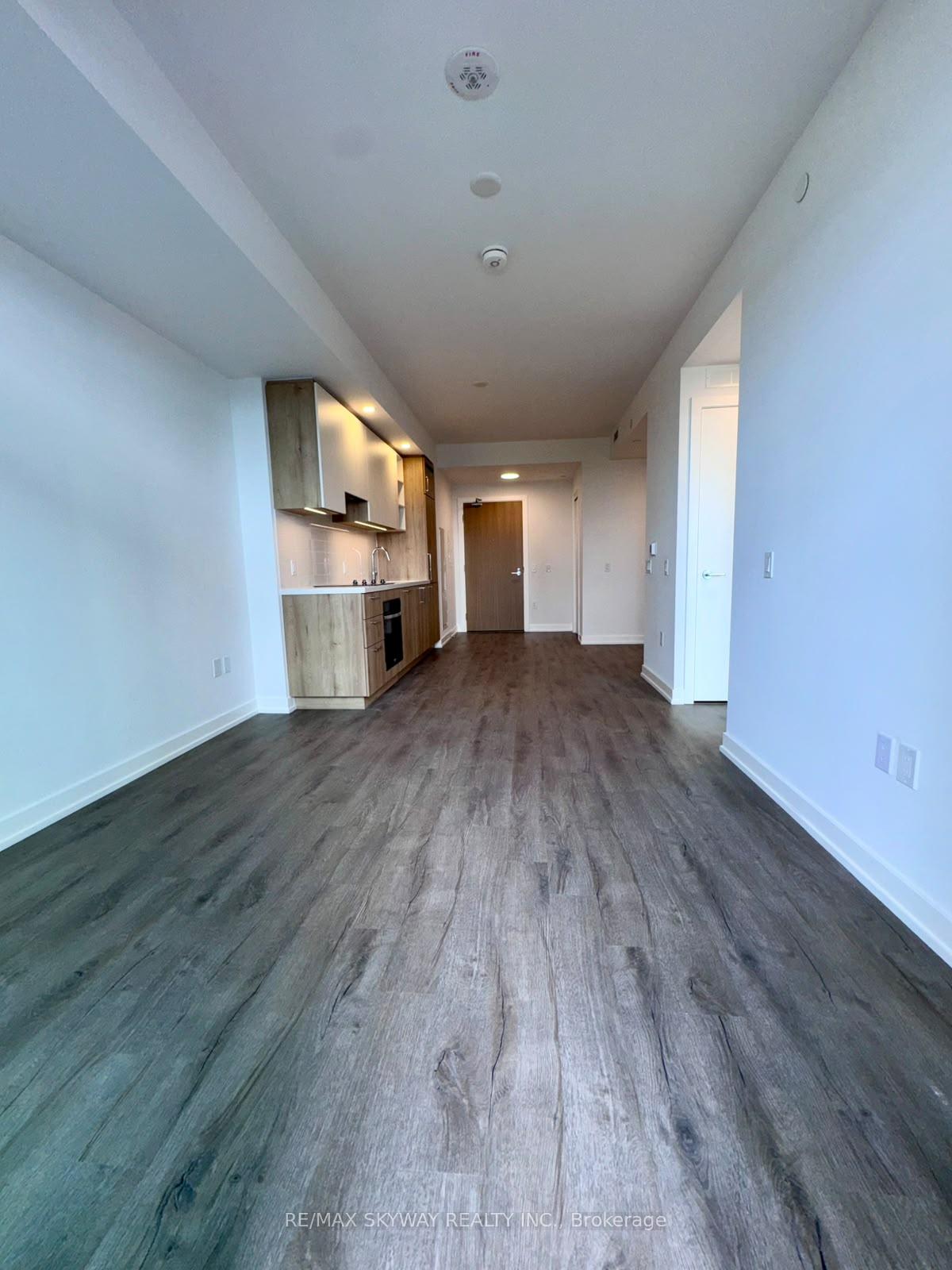 Photo 21 of Unit 1303, 21 Meadowdale Road, Vaughan, Vaughan Corporate Centre — HOMEH