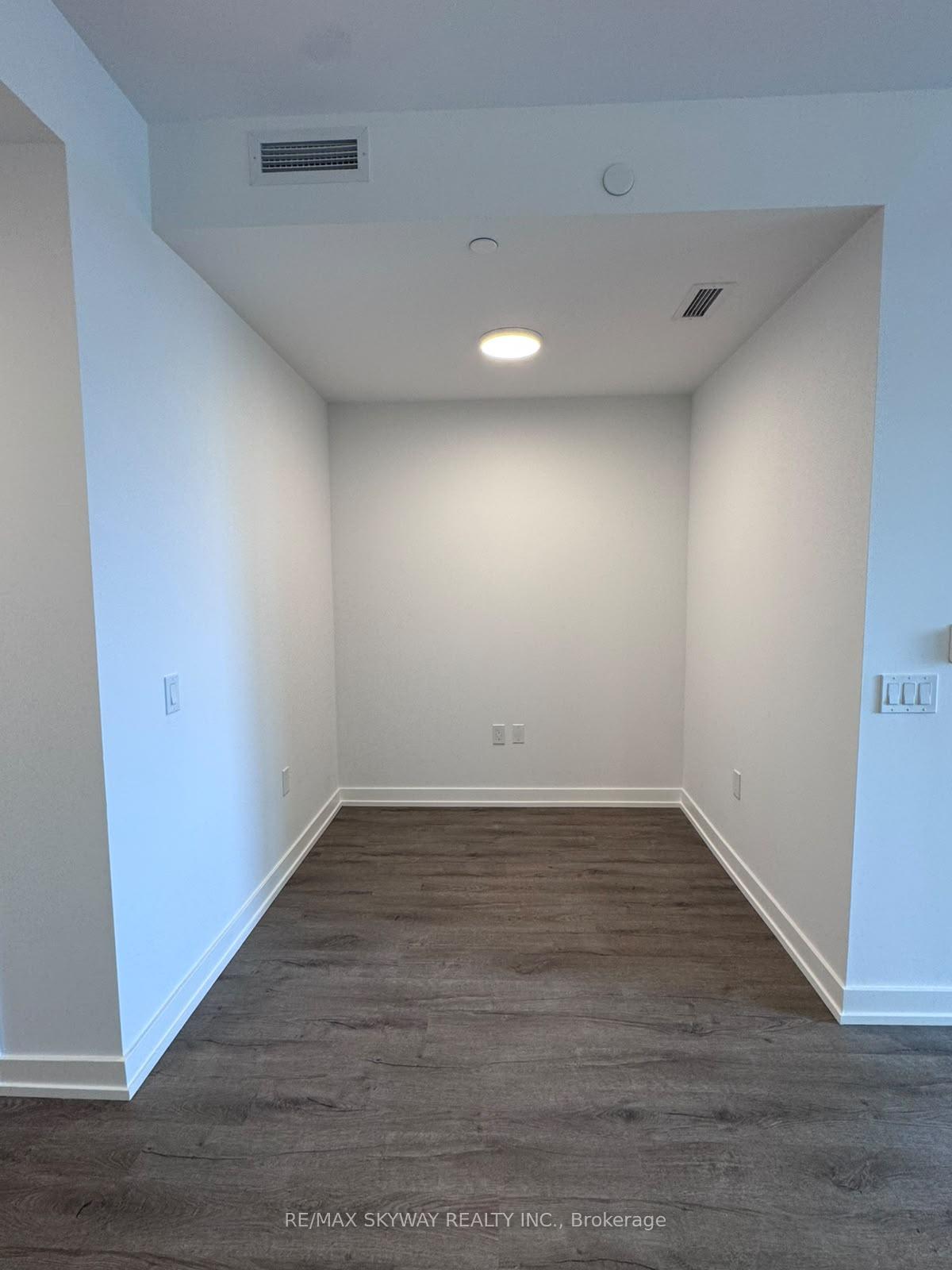 Photo 25 of Unit 1303, 21 Meadowdale Road, Vaughan, Vaughan Corporate Centre — HOMEH