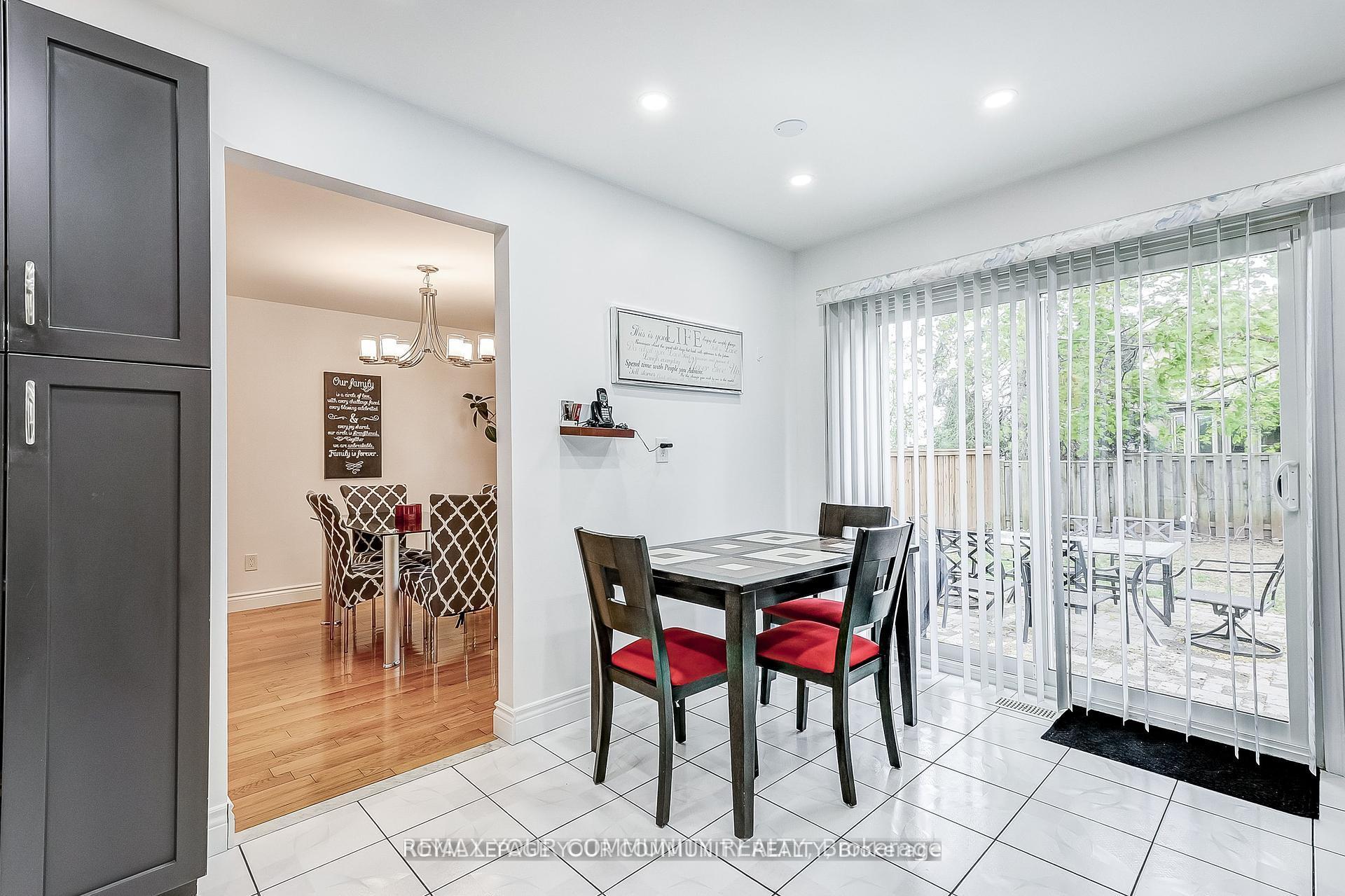 Photo 17 of 660 Foxwood Trail, Pickering, Amberlea — HOMEH