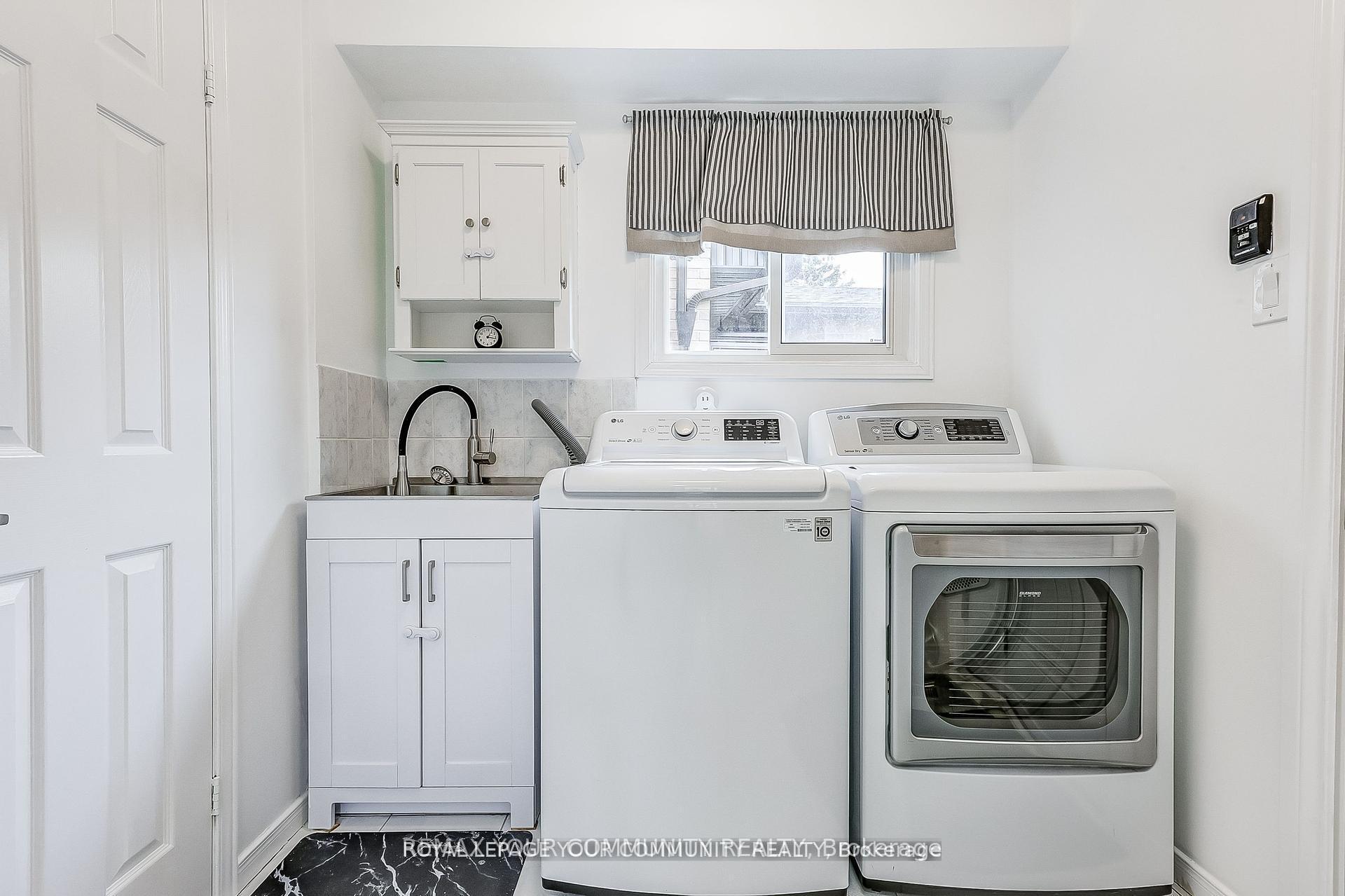 Photo 20 of 660 Foxwood Trail, Pickering, Amberlea — HOMEH