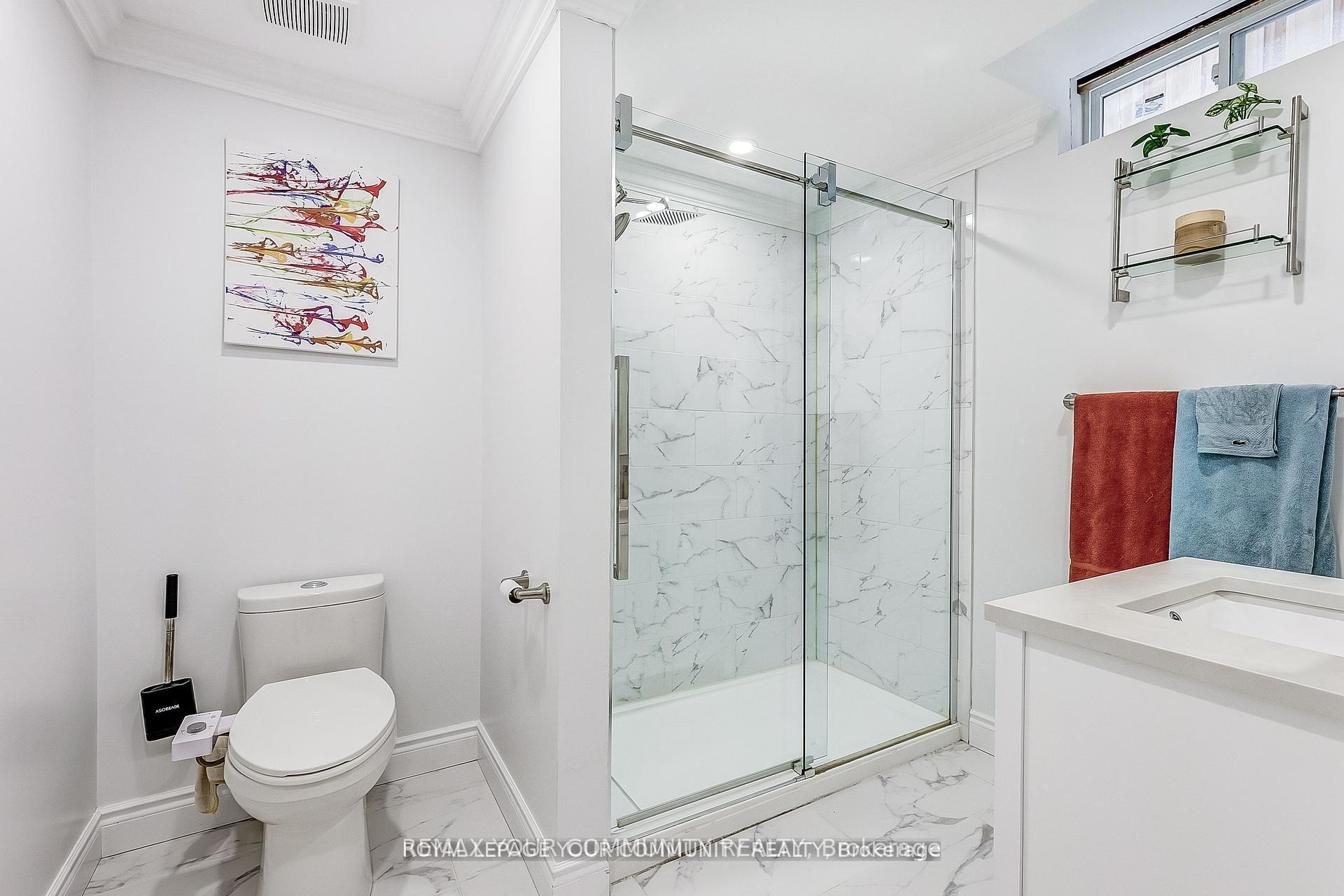Photo 37 of 660 Foxwood Trail, Pickering, Amberlea — HOMEH