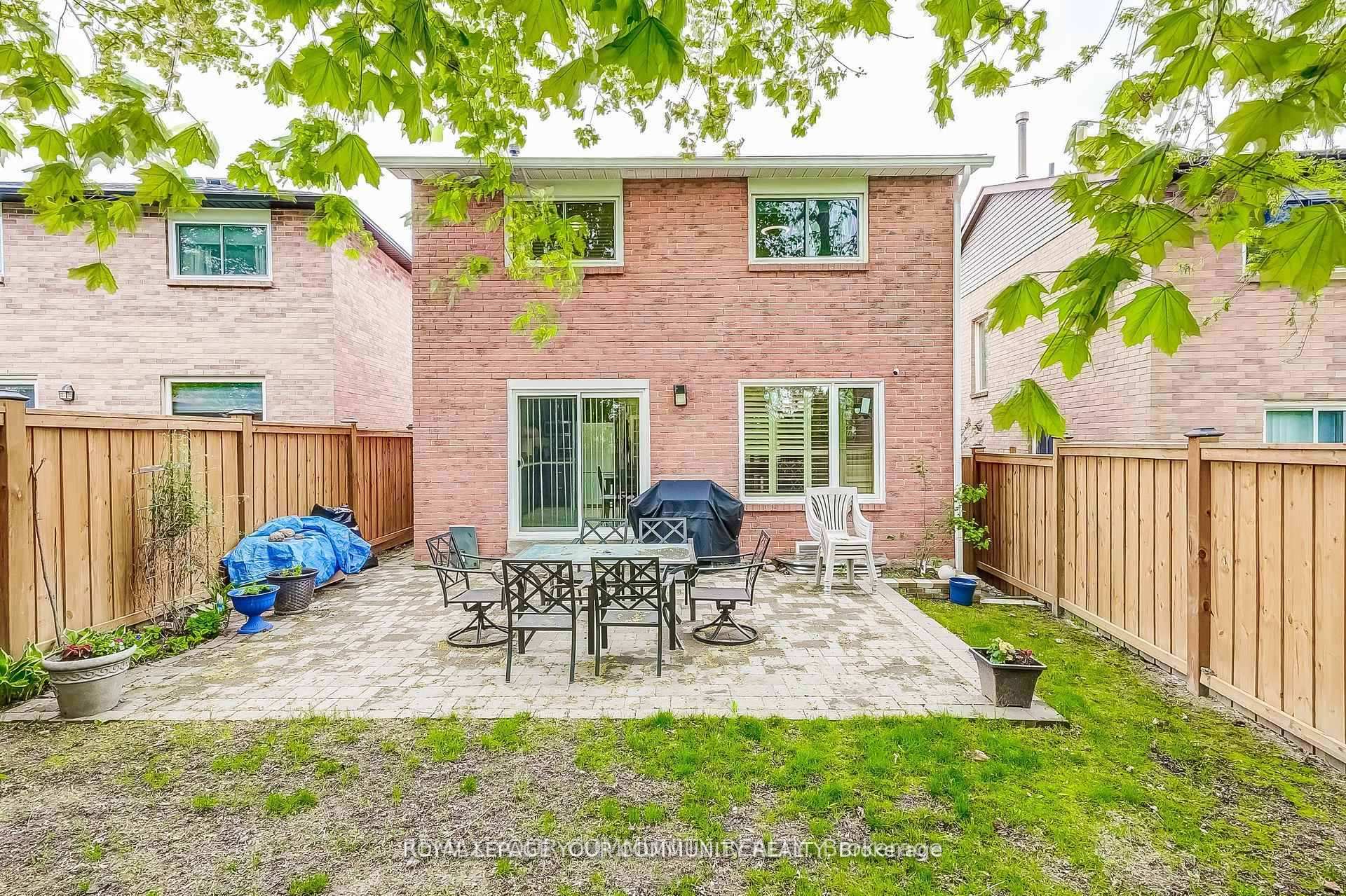Photo 47 of 660 Foxwood Trail, Pickering, Amberlea — HOMEH