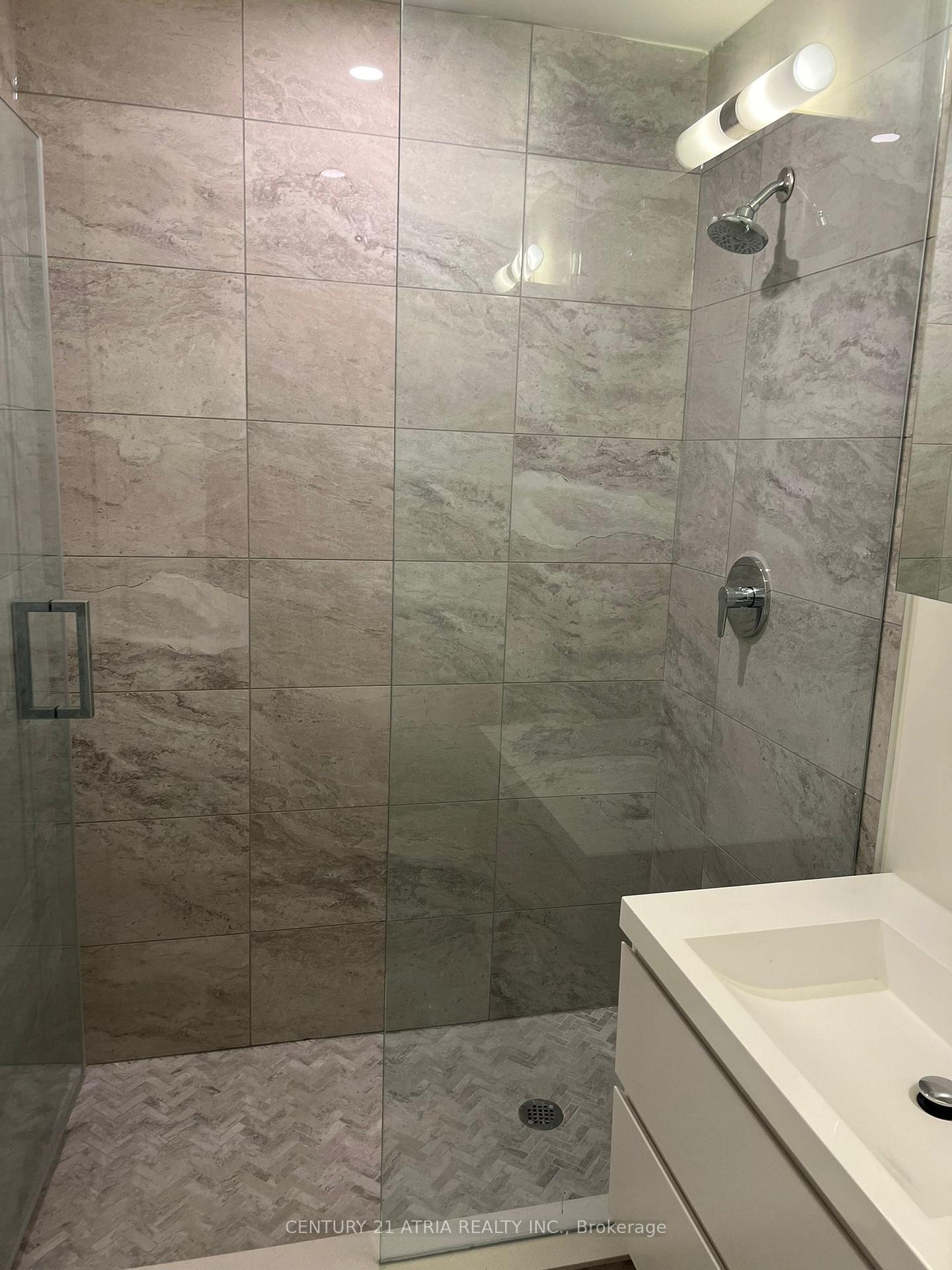 Photo 16 of Unit 603, 292 Verdale Crossing, Markham, Unionville — HOMEH