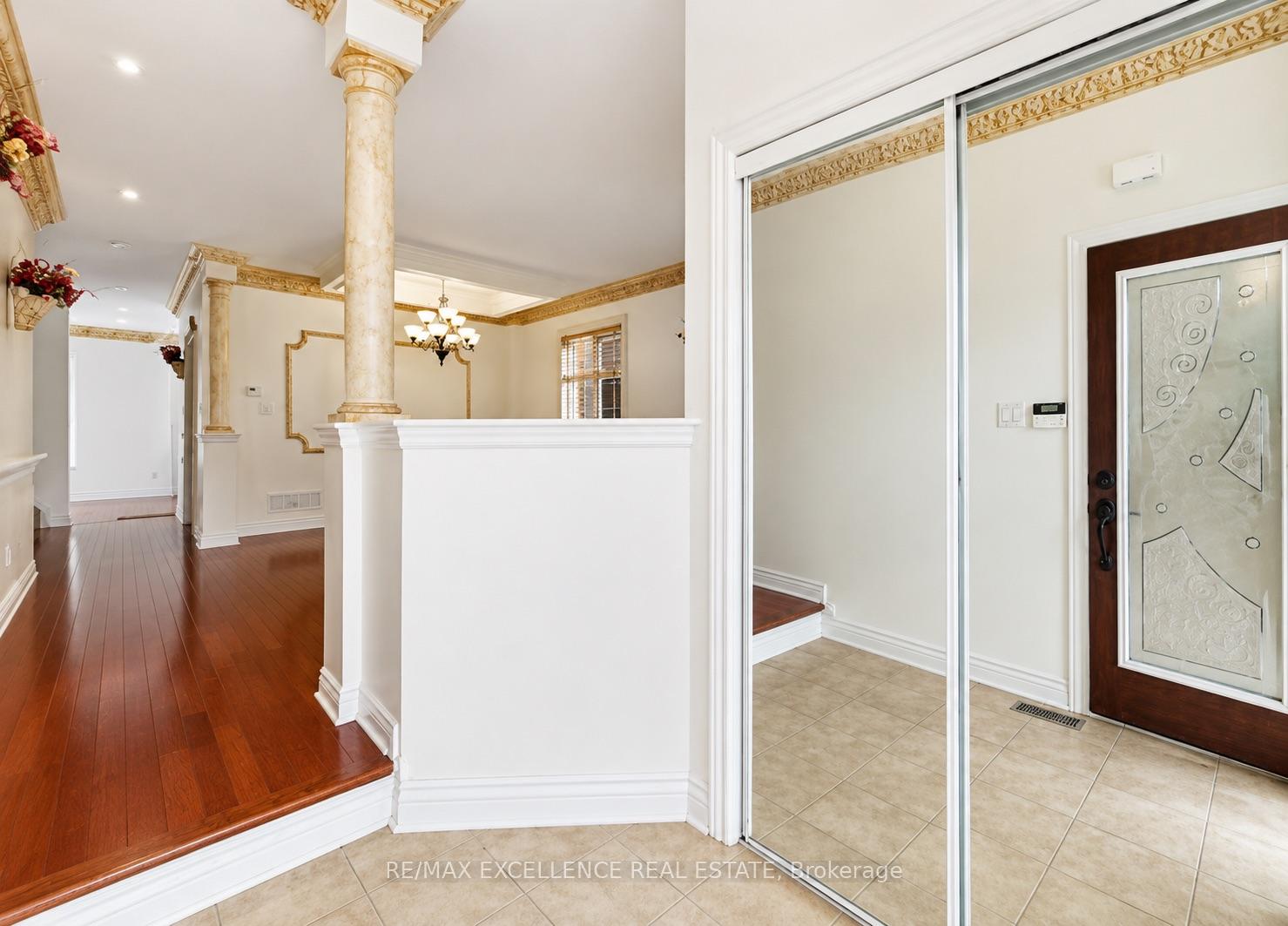 Photo 6 of 21 Castle Mountain Drive, Brampton, Sandringham-Wellington — HOMEH
