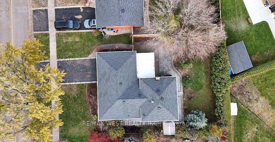 Photo 24 of 194 Sewell Drive, Oakville, College Park — HOMEH