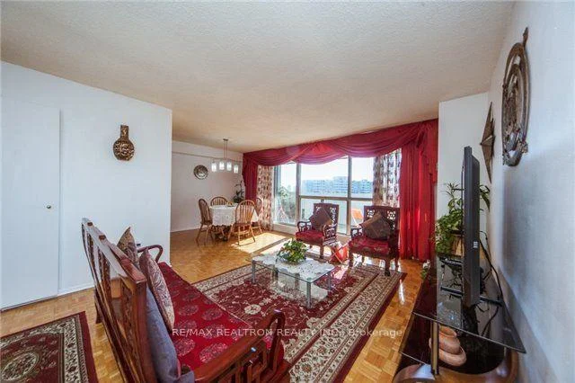 Photo 9 of Unit 606, 120 Dundalk Drive, Scarborough, Dorset Park — HOMEH