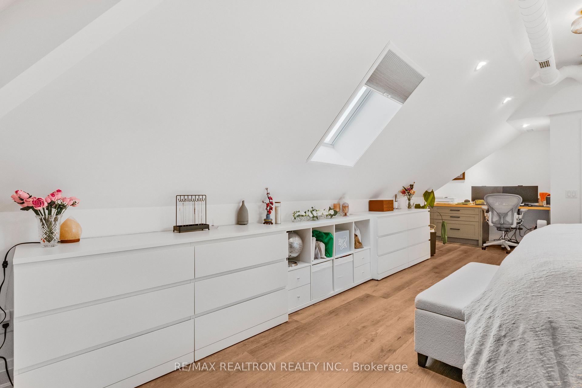 Photo 19 of Unit 1, 887 Avenue Road, Toronto, Yonge-Eglinton — HOMEH