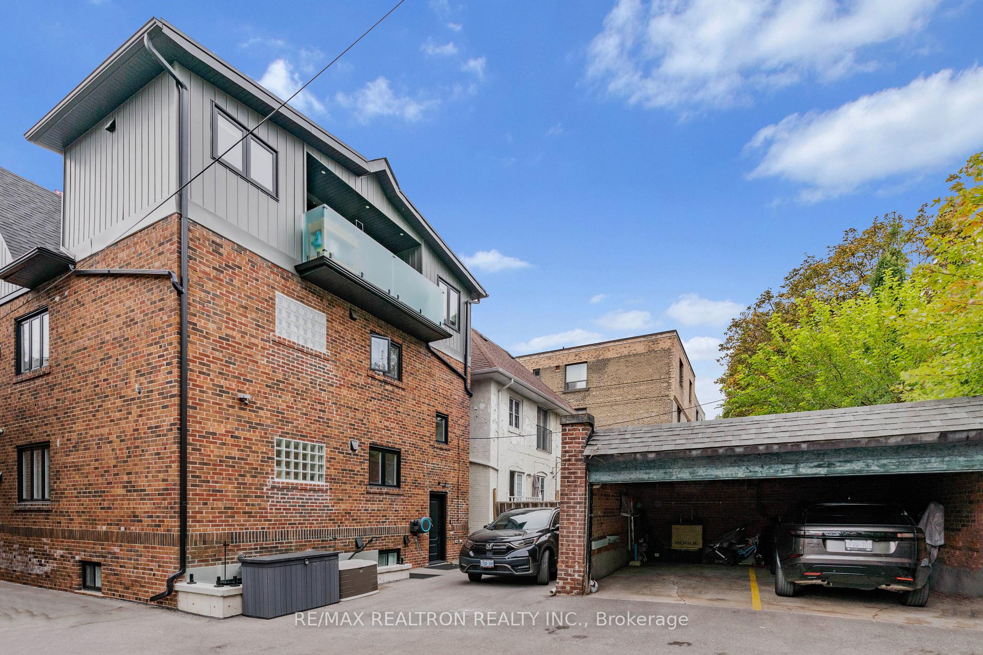 Photo 26 of Unit 1, 887 Avenue Road, Toronto, Yonge-Eglinton — HOMEH