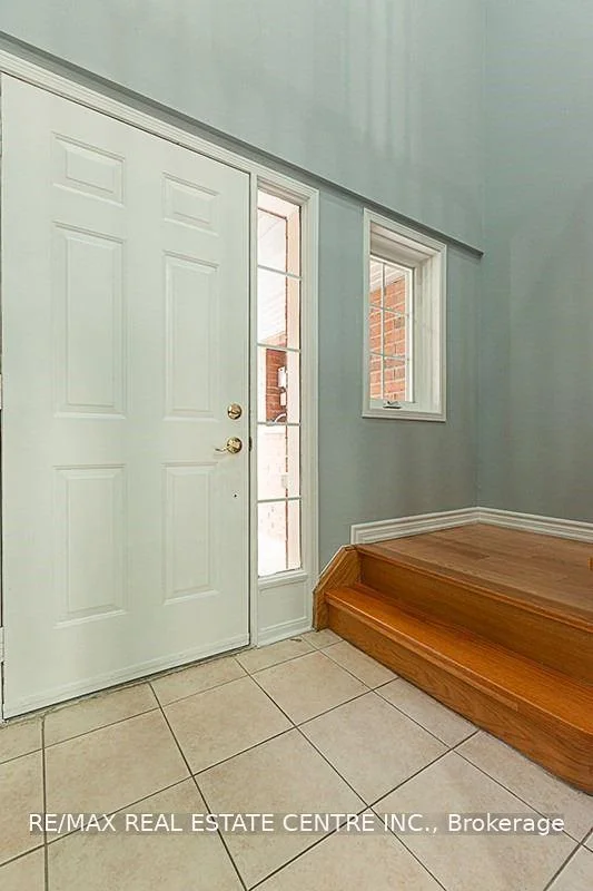 Photo 9 of Unit 47, 6035 Bidwell Trail, Mississauga, East Credit — HOMEH