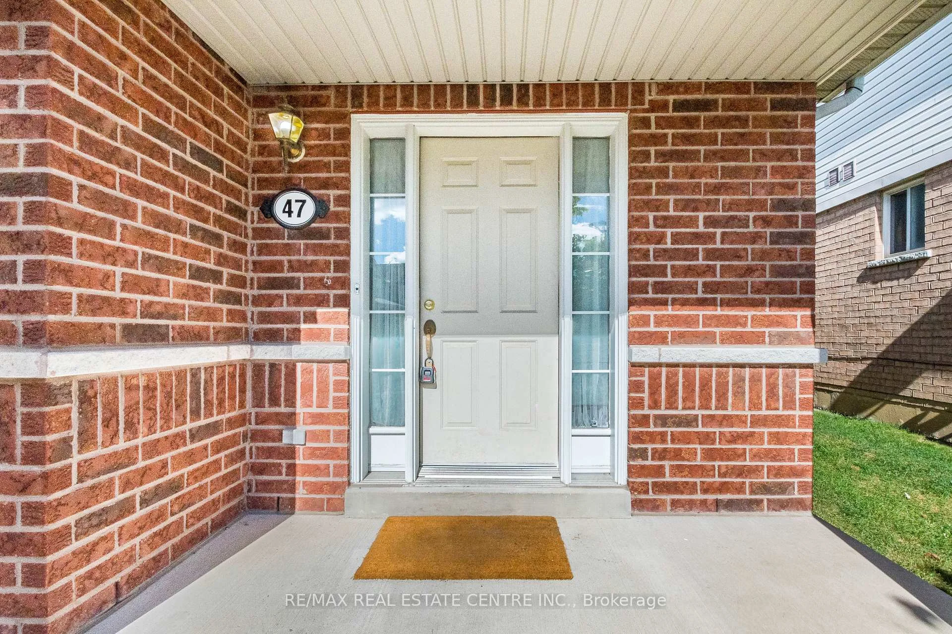 Photo 10 of Unit 47, 6035 Bidwell Trail, Mississauga, East Credit — HOMEH