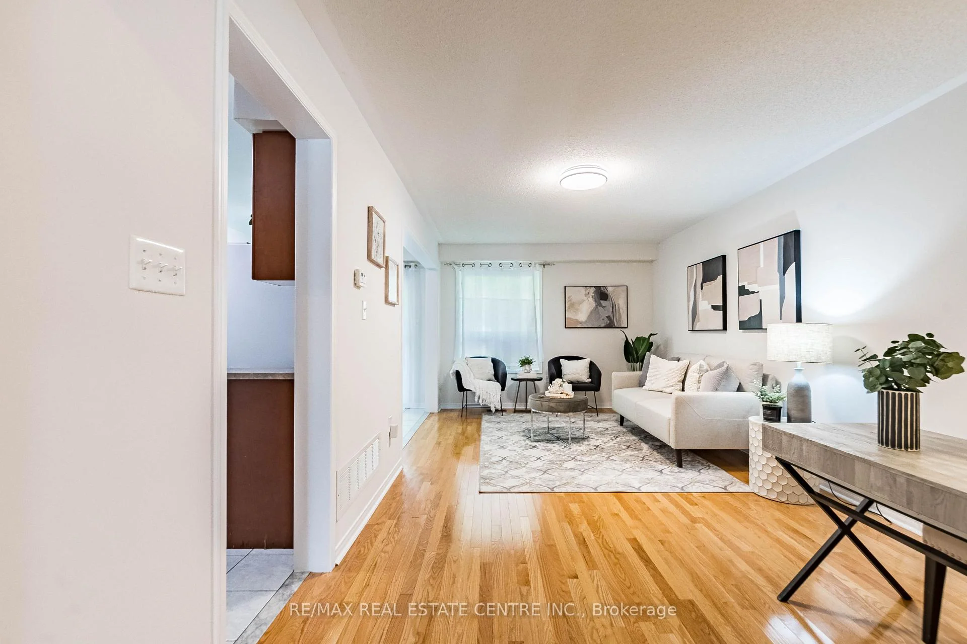 Photo 16 of Unit 47, 6035 Bidwell Trail, Mississauga, East Credit — HOMEH