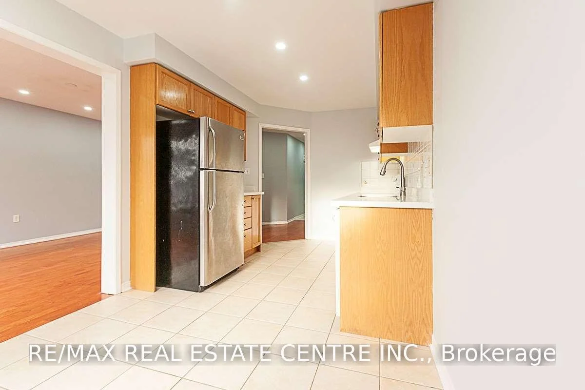 Photo 17 of Unit 47, 6035 Bidwell Trail, Mississauga, East Credit — HOMEH