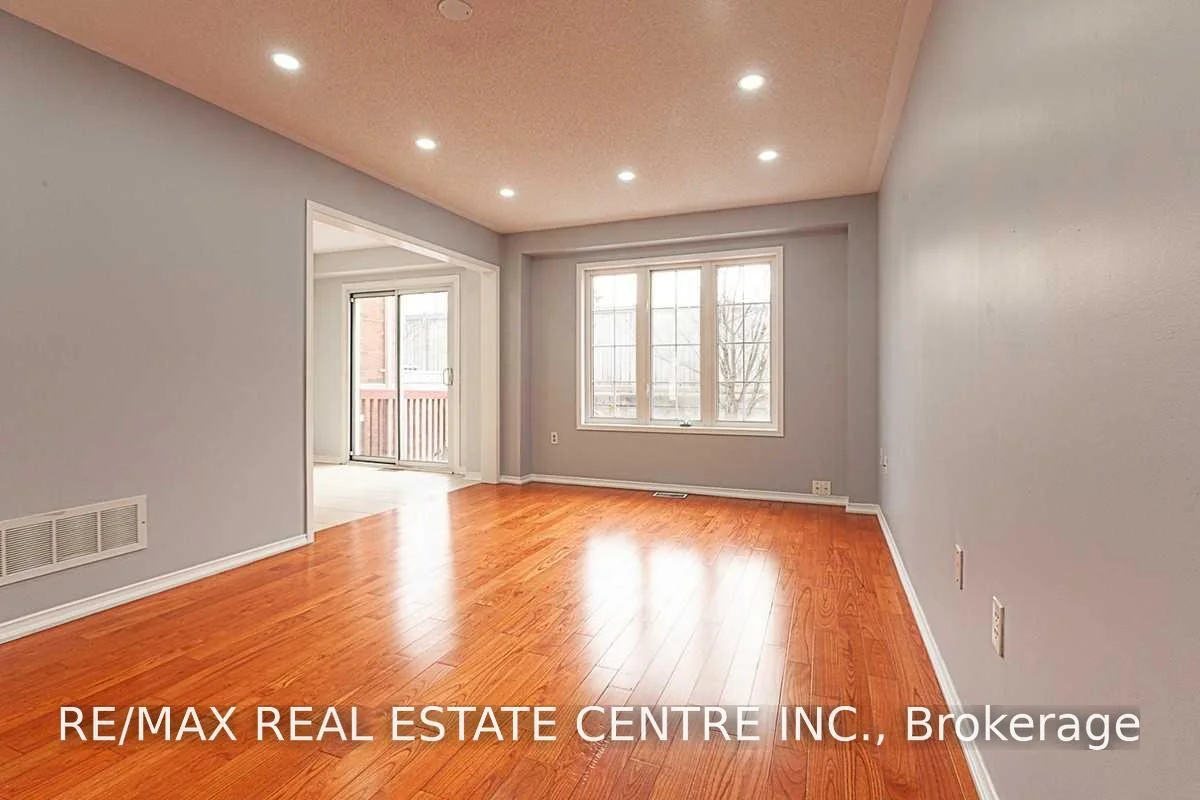 Photo 23 of Unit 47, 6035 Bidwell Trail, Mississauga, East Credit — HOMEH