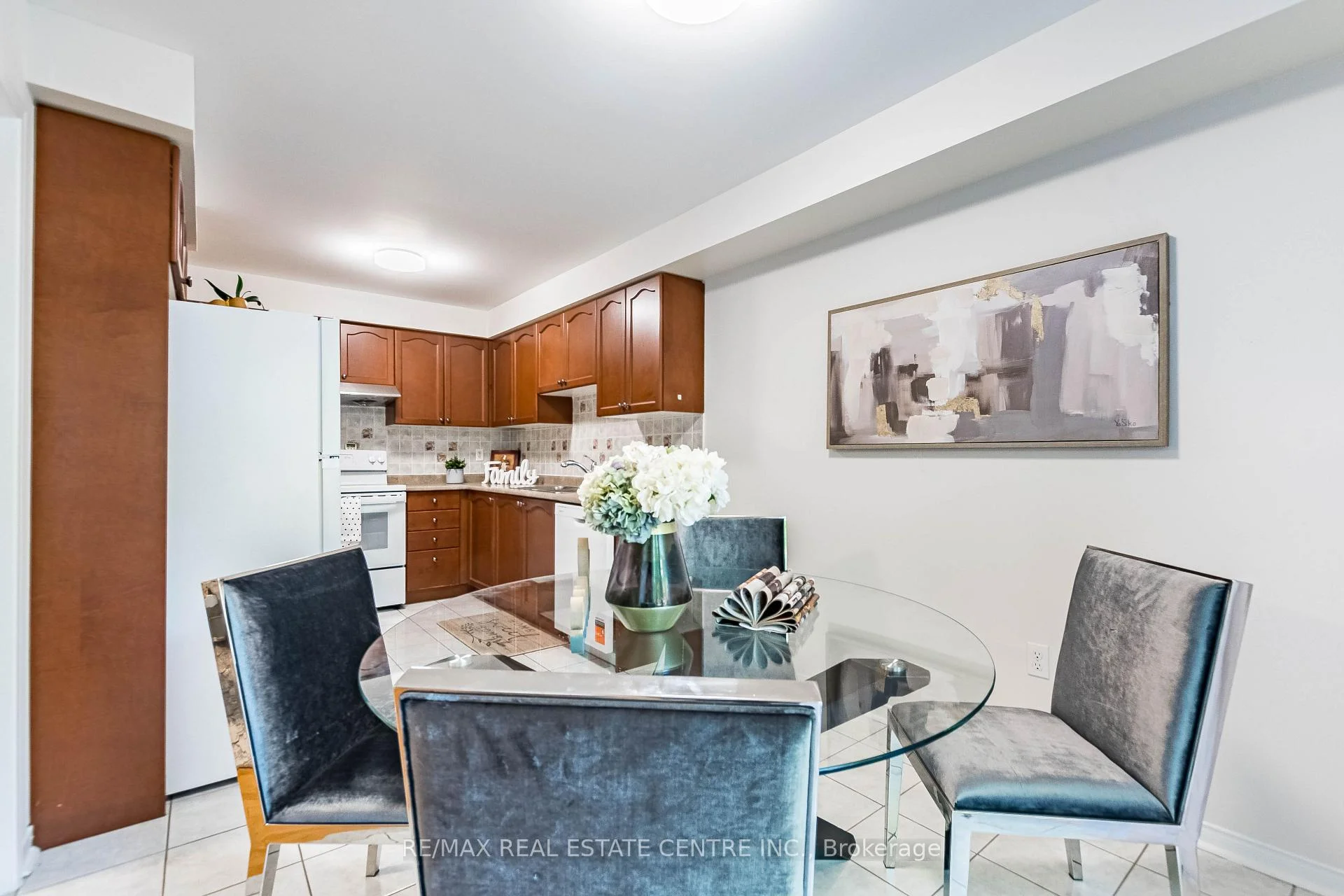 Photo 36 of Unit 47, 6035 Bidwell Trail, Mississauga, East Credit — HOMEH