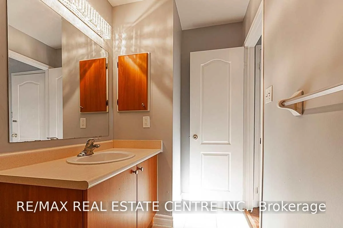 Photo 39 of Unit 47, 6035 Bidwell Trail, Mississauga, East Credit — HOMEH