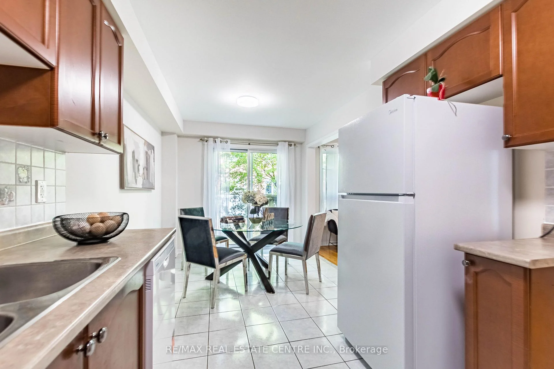 Photo 48 of Unit 47, 6035 Bidwell Trail, Mississauga, East Credit — HOMEH