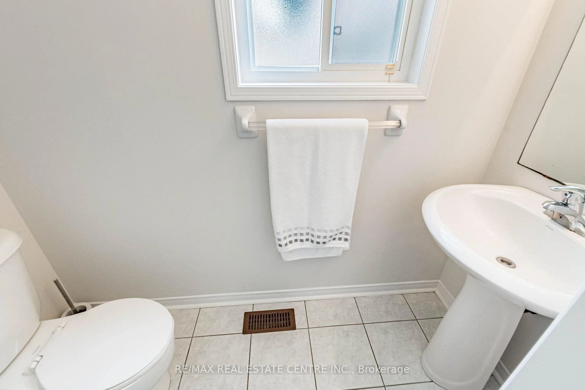 Photo 54 of Unit 47, 6035 Bidwell Trail, Mississauga, East Credit — HOMEH