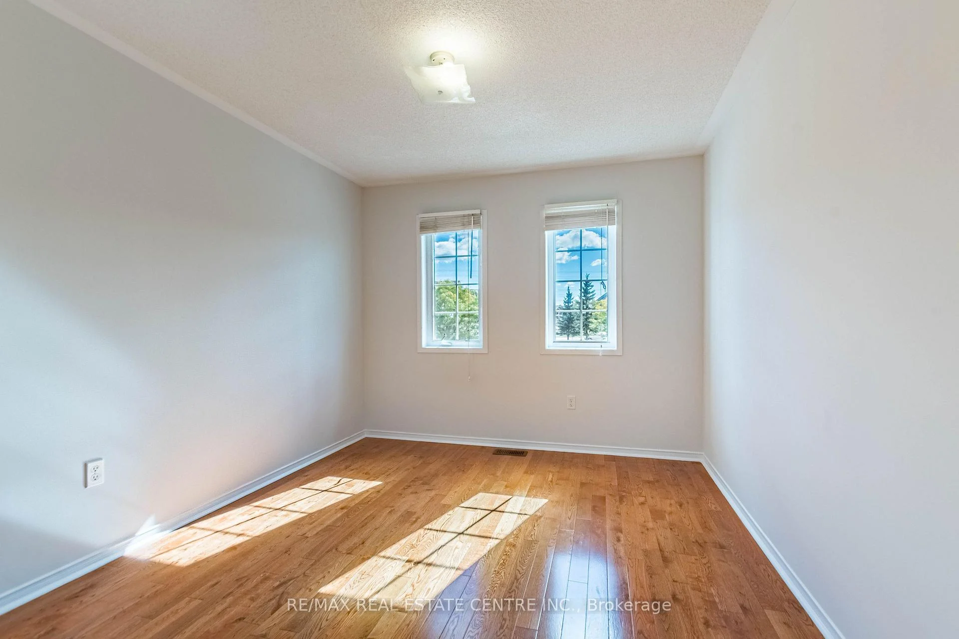 Photo 78 of Unit 47, 6035 Bidwell Trail, Mississauga, East Credit — HOMEH