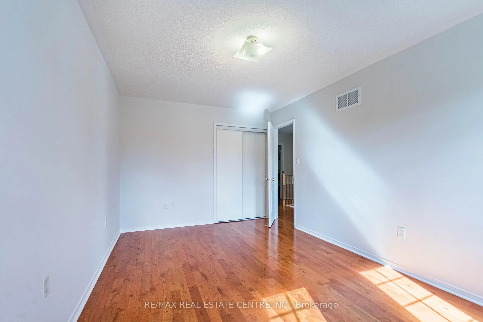 Photo 81 of Unit 47, 6035 Bidwell Trail, Mississauga, East Credit — HOMEH