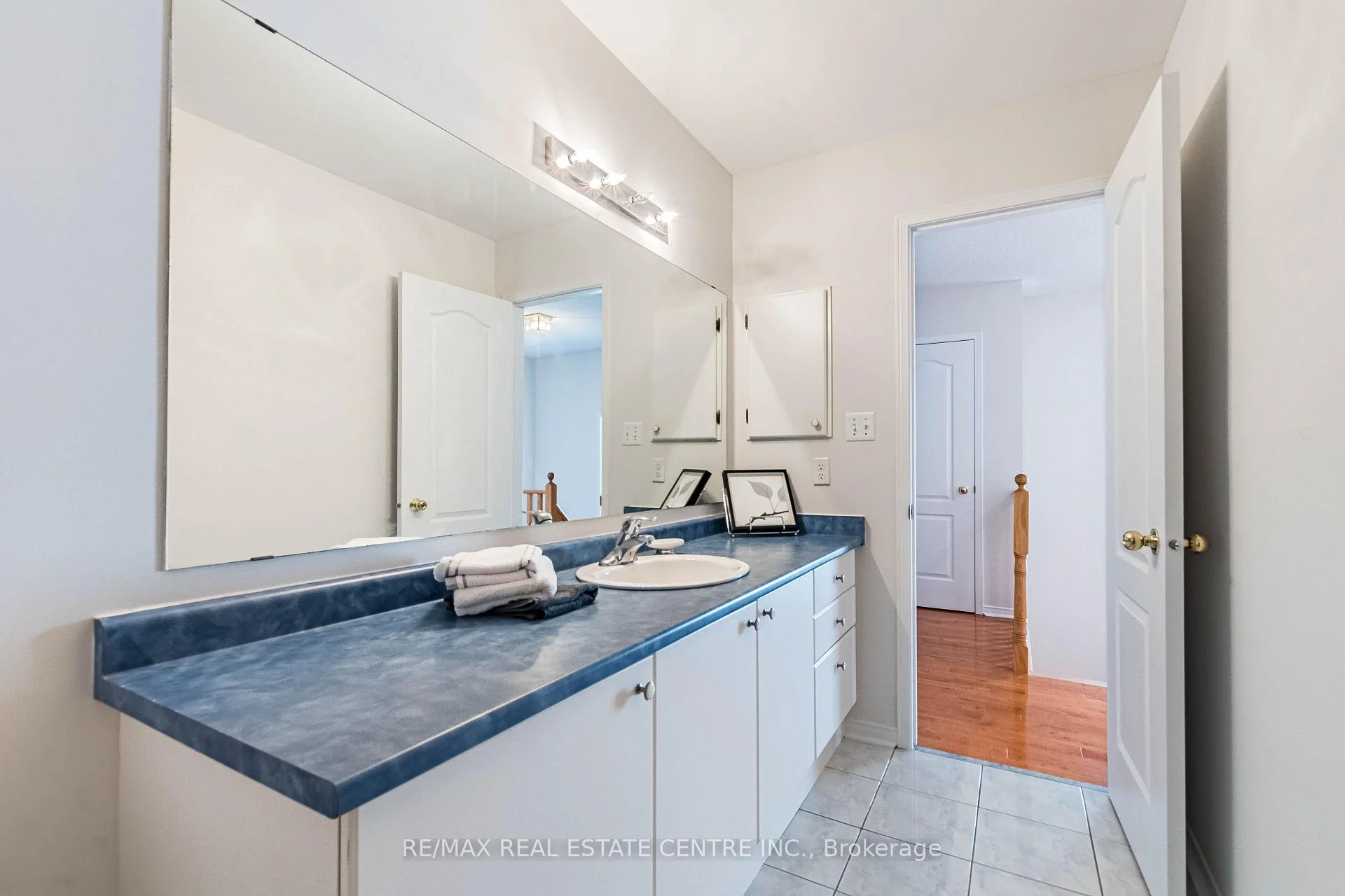 Photo 84 of Unit 47, 6035 Bidwell Trail, Mississauga, East Credit — HOMEH