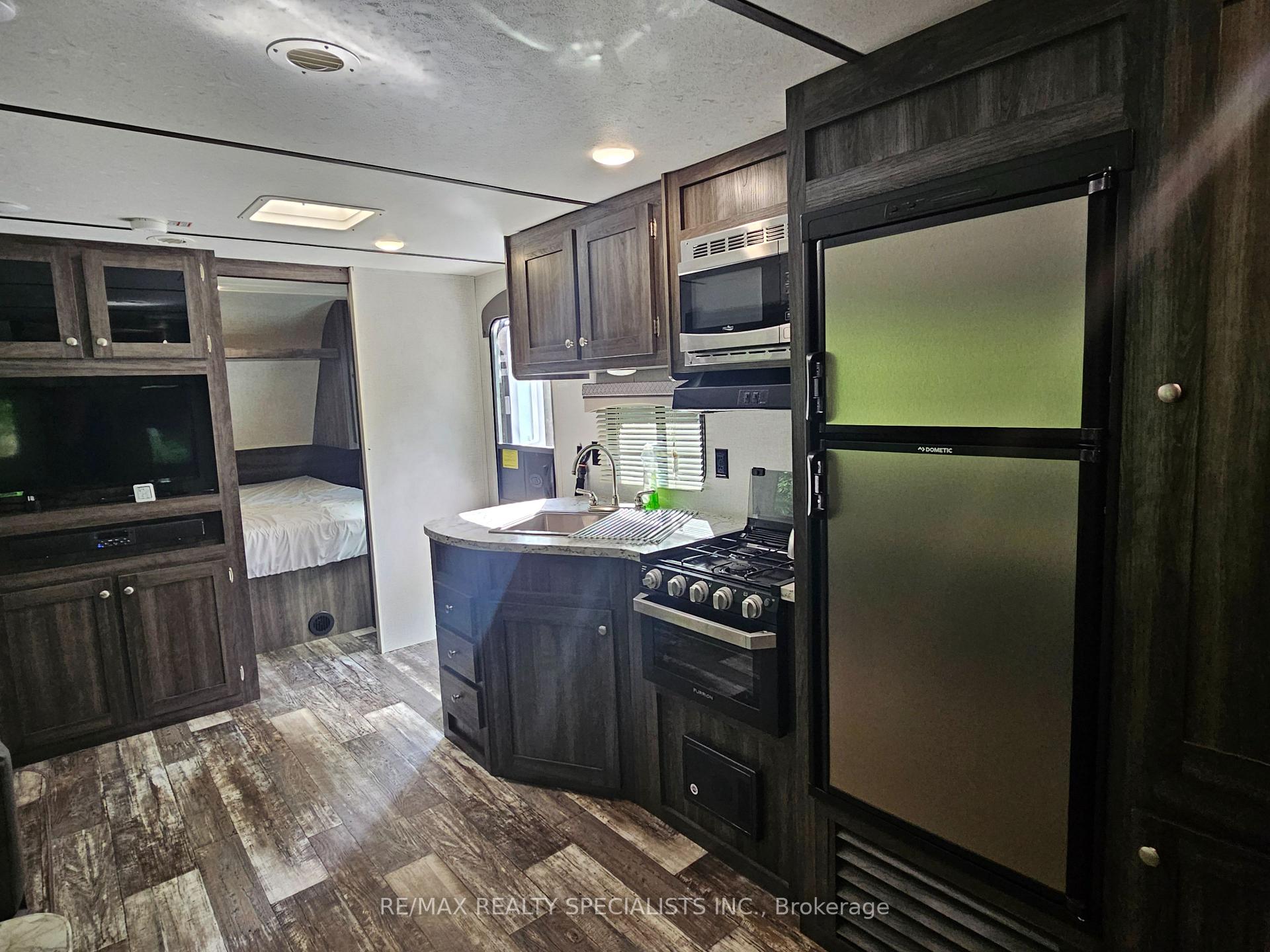 Photo 14 of 3878 Cambrian Road, Severn, Washago — HOMEH