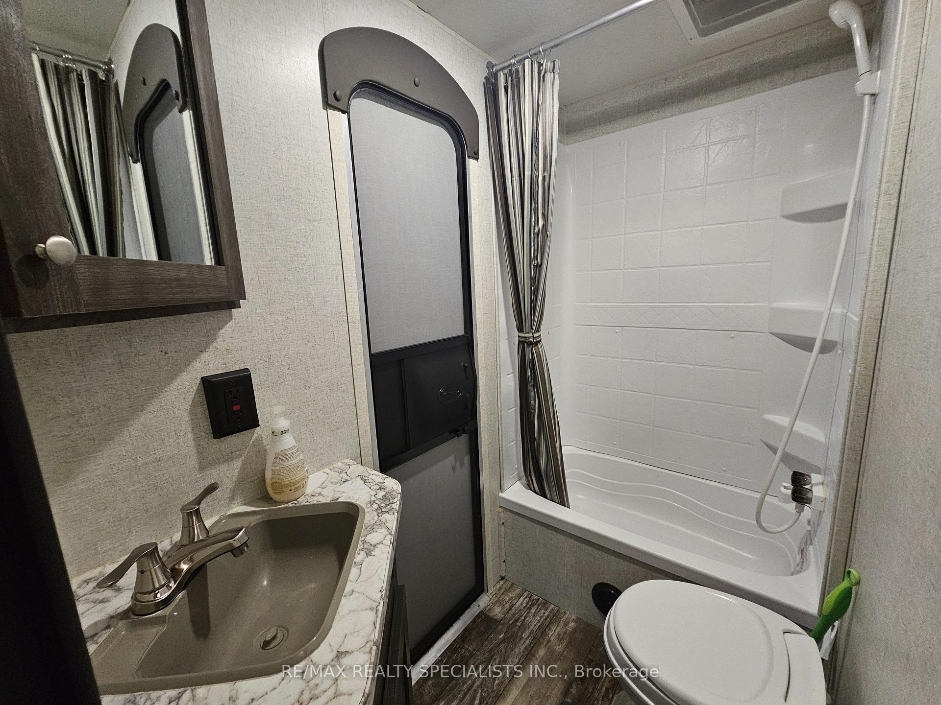 Photo 17 of 3878 Cambrian Road, Severn, Washago — HOMEH