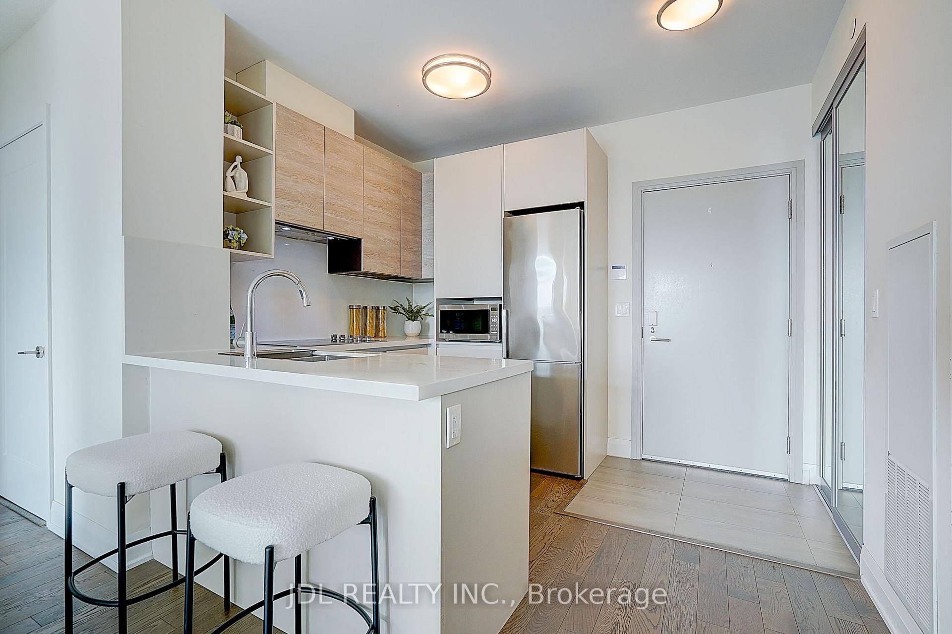 Photo 18 of Unit 303, 398 Highway 7 Street E, Richmond Hill, Doncrest — HOMEH