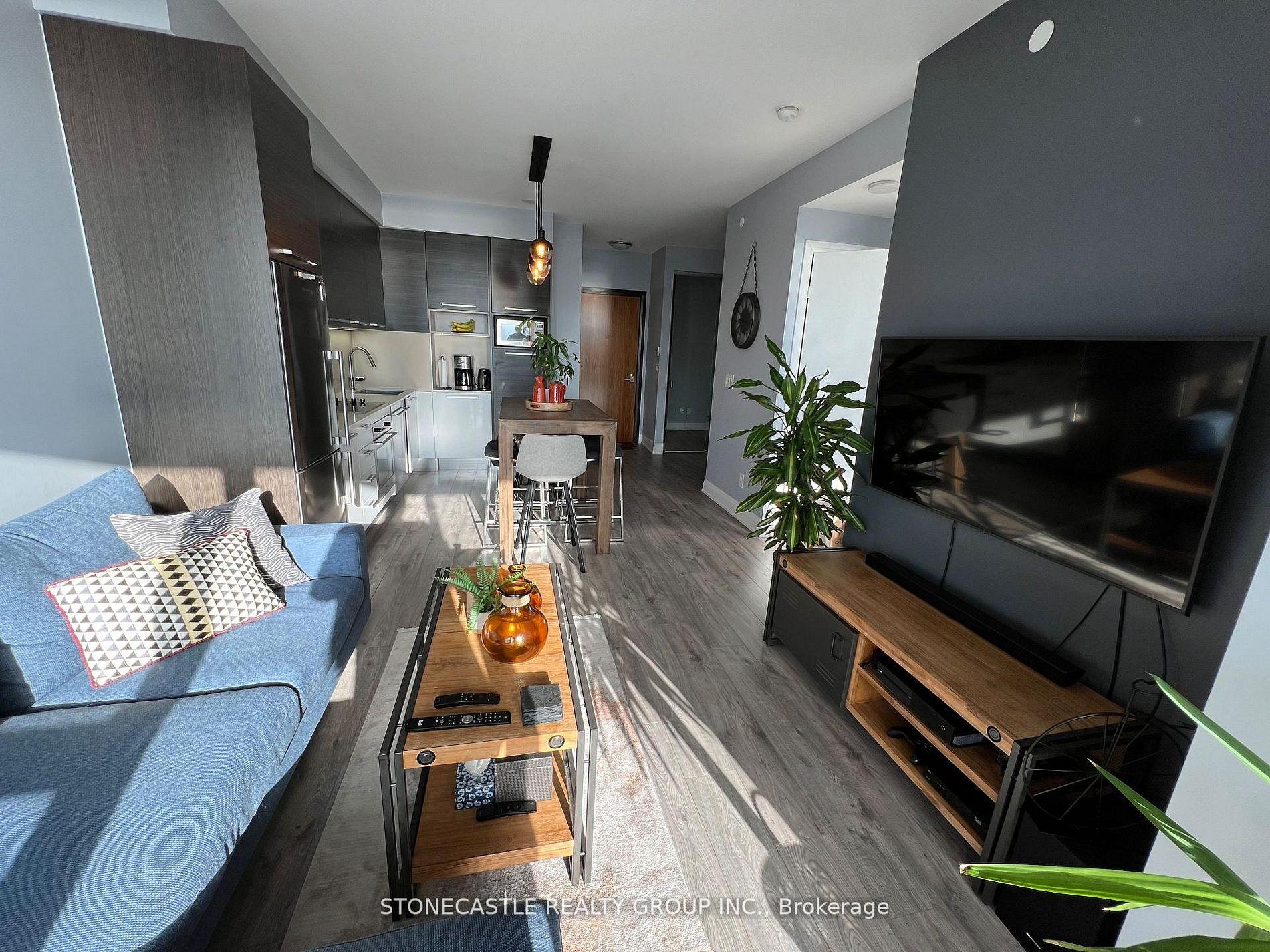 Photo 5 of Unit 2401, 36 Park Lawn Road, Etobicoke, Mimico — HOMEH